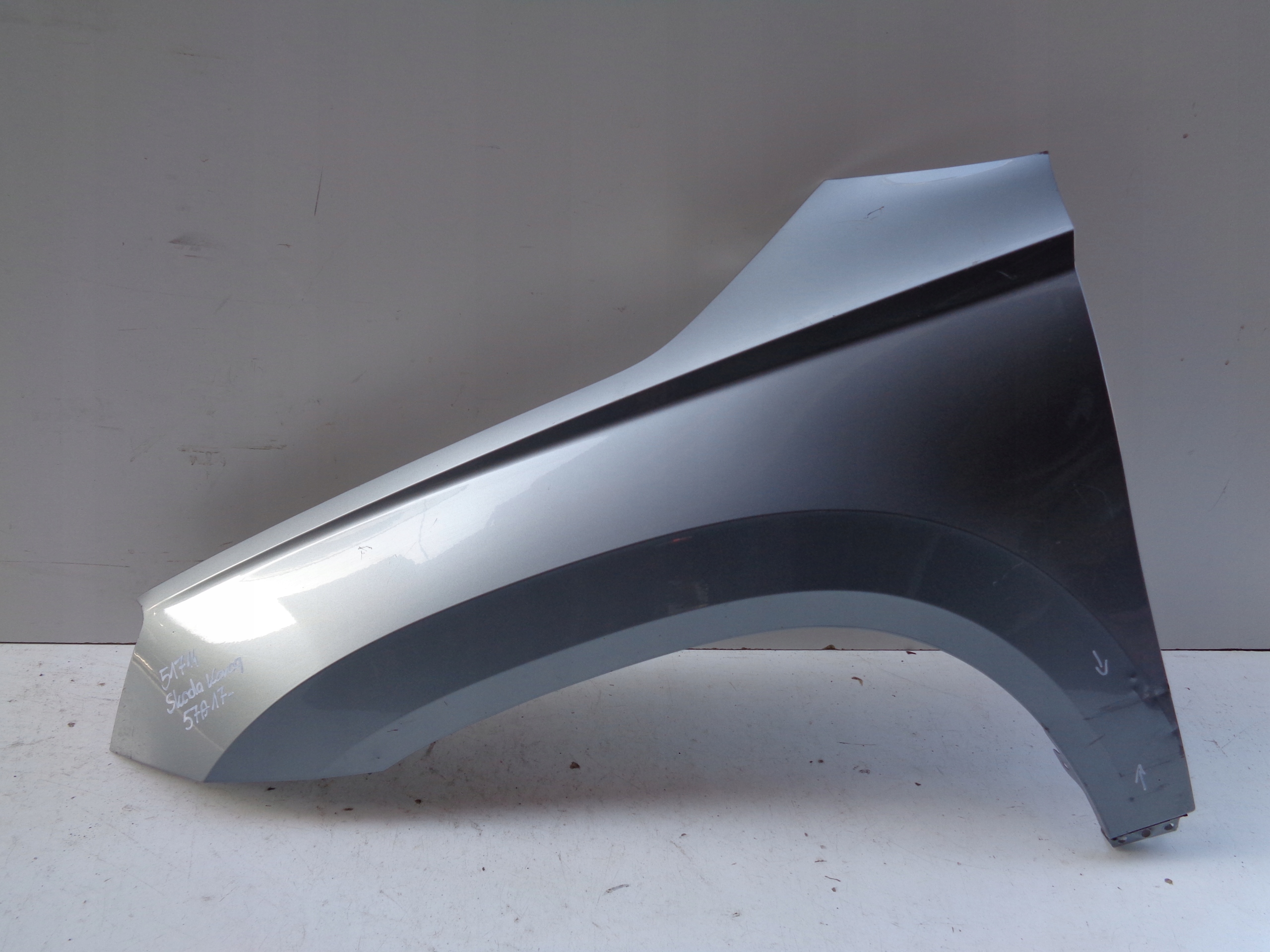fender left front SKODA KAROQ 57A 17- NR 51714