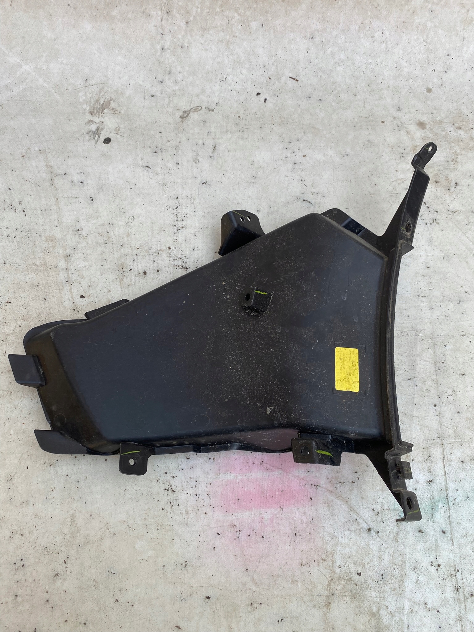 KIA CEED III 20- intake air steering wheel, right