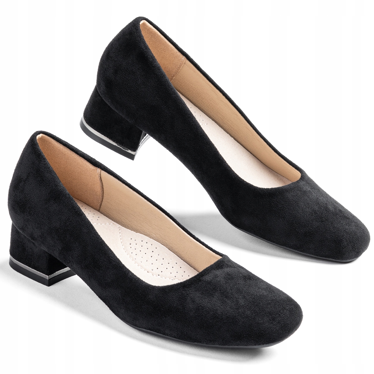 Boty s nízkým podpatkem, černá semišová kůže, elegantní a pohodlné Wojtyłko 38