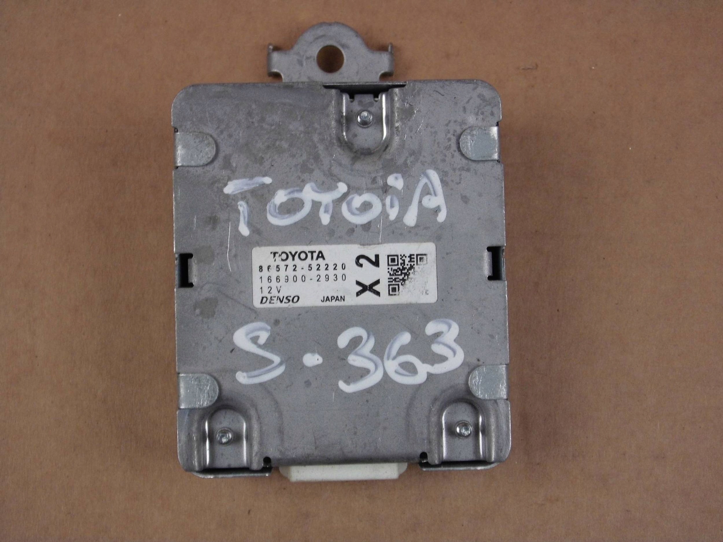 Toyota Yaris Cross modul Computer Bedienteil 86572-52220