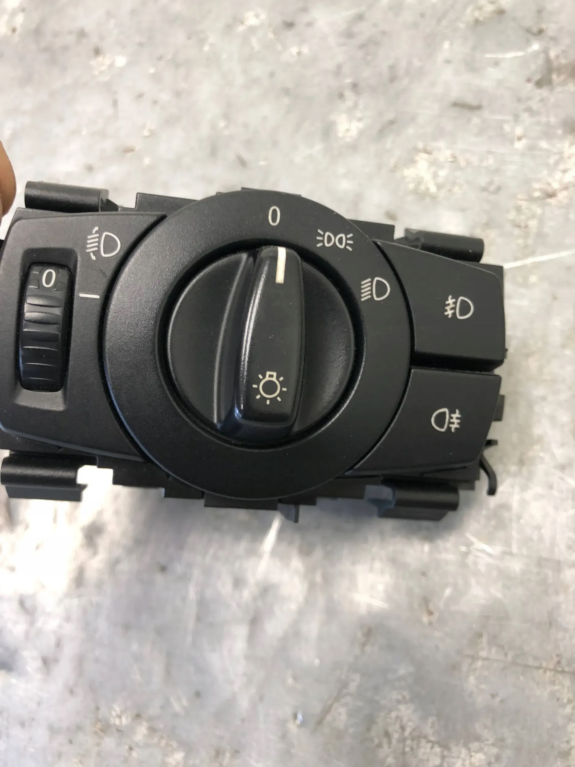 light switch BMW E87 6932794