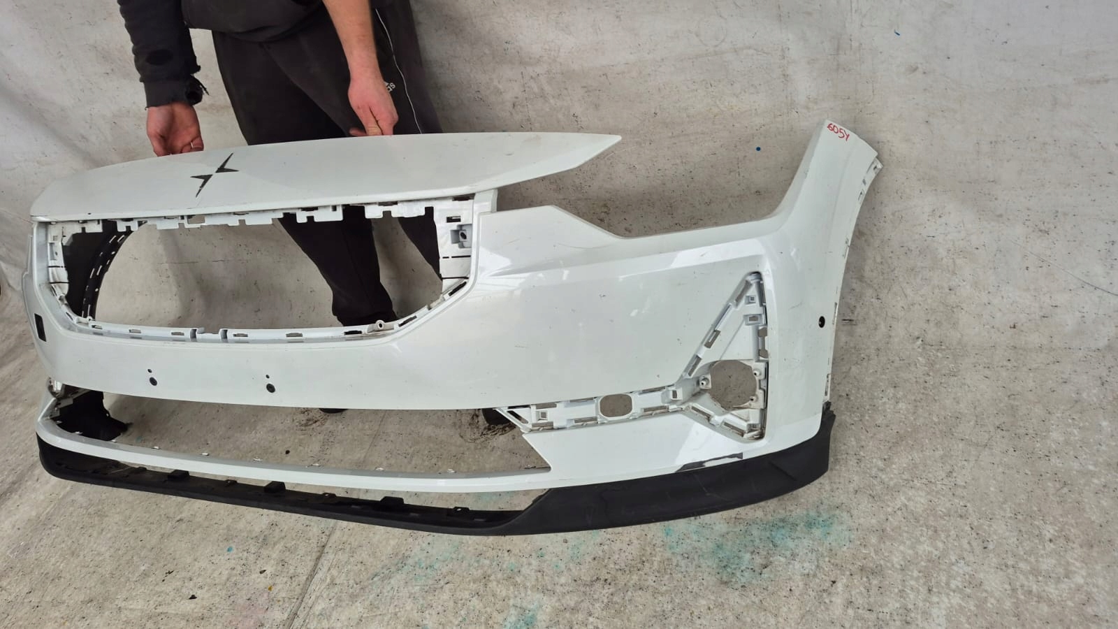 POLESTAR 2 20-> bumper front front PDC