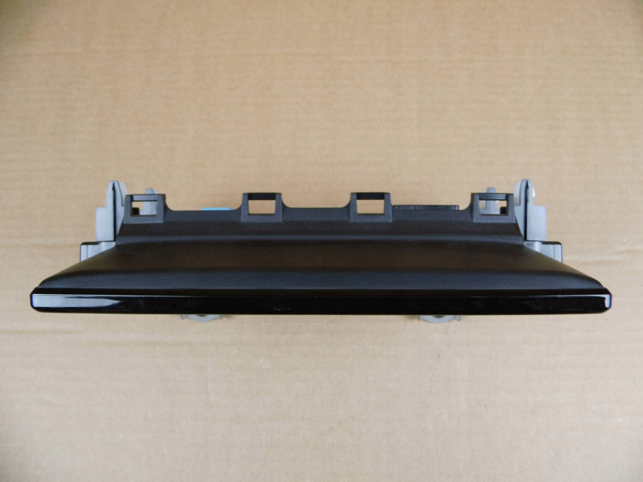 Lexus CT Écran du tableau de bord 8611176080 86111-76080