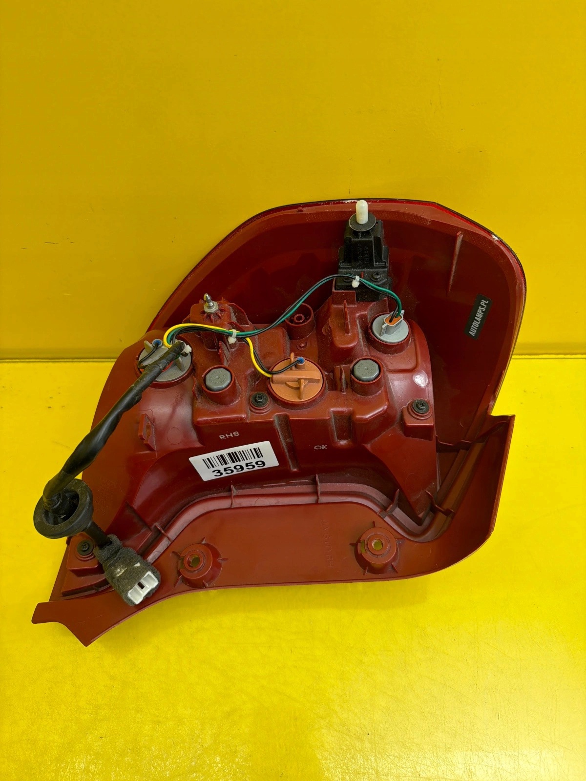 light right Kia Picanto III 2017- rear part 92402-G6000