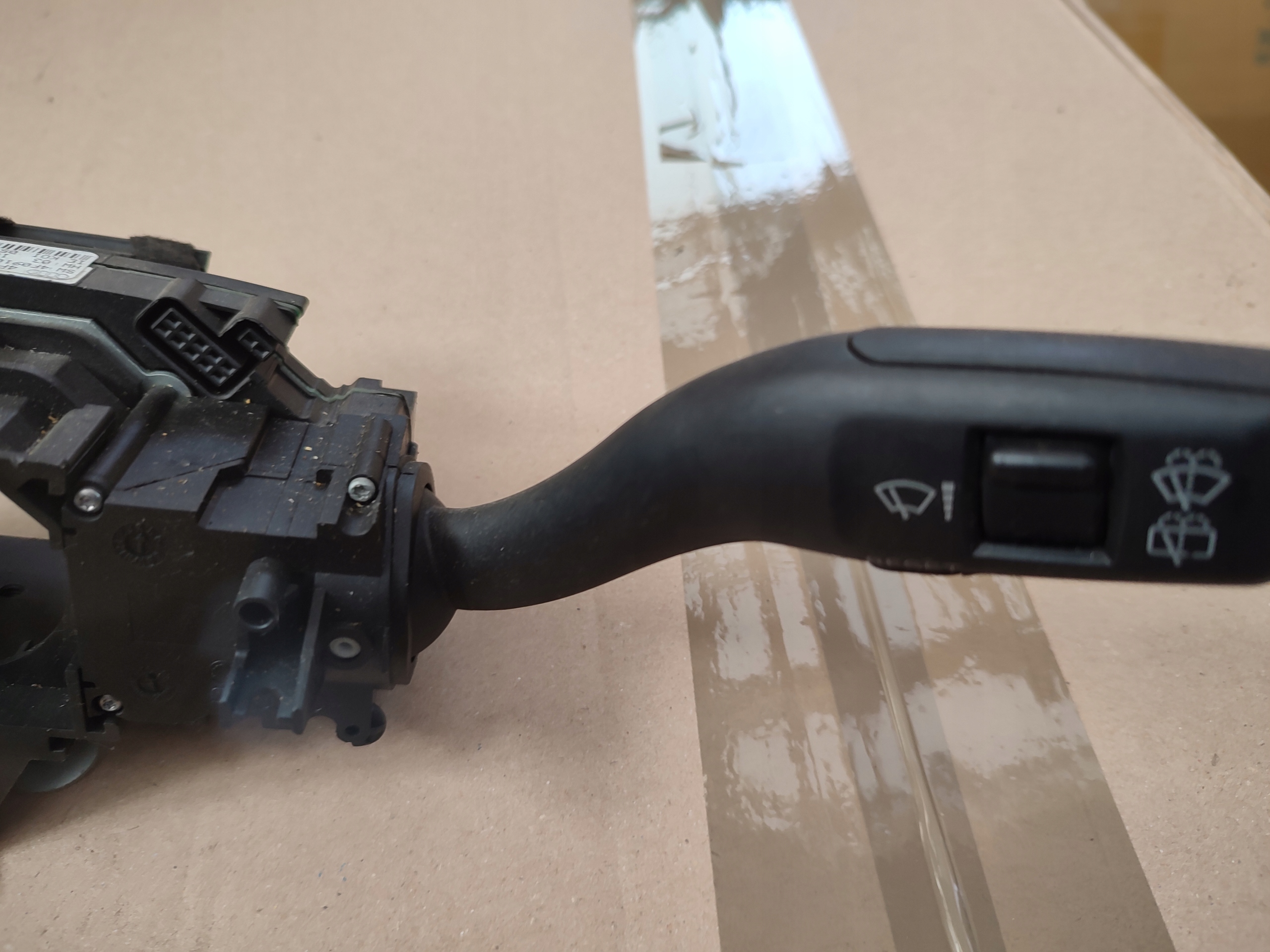 Commodo essuie glace Commodo phares AUDI A6 C6 4F0953549D