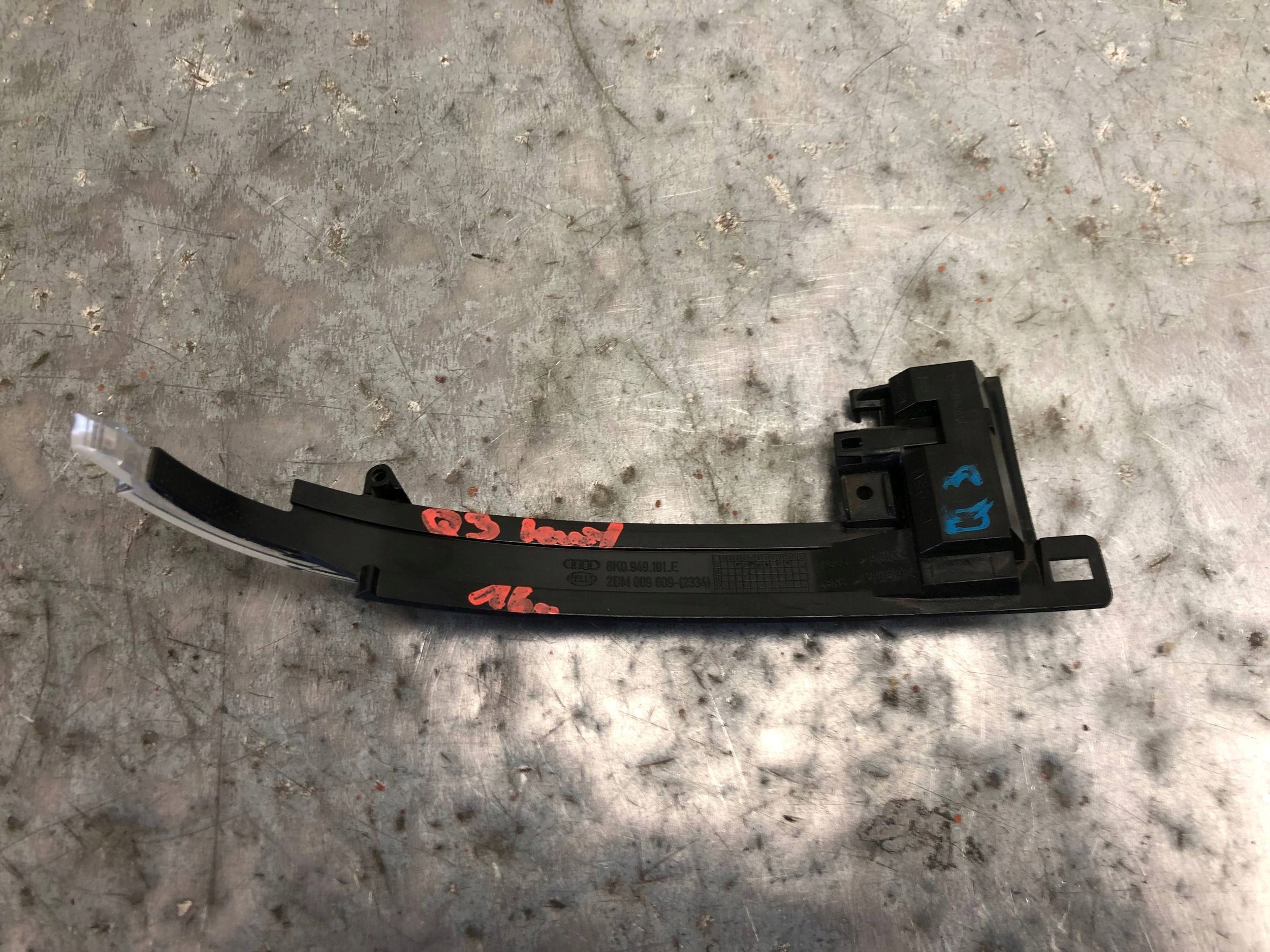 indicator mirrors left AUDI Q3 8U 8K0949101E