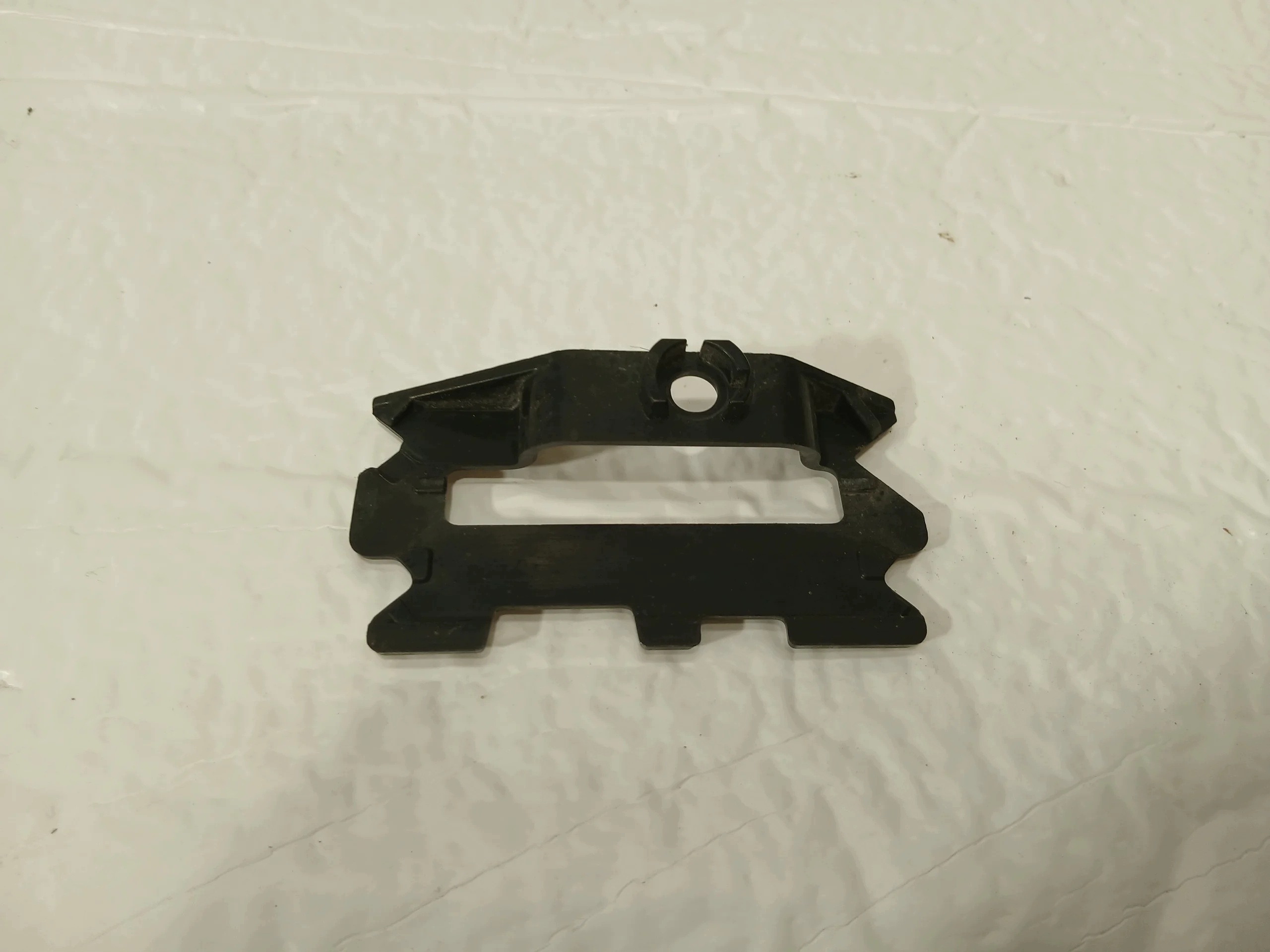 AUDI A4 B9 LIFT bracket holder grille 8W0807399A