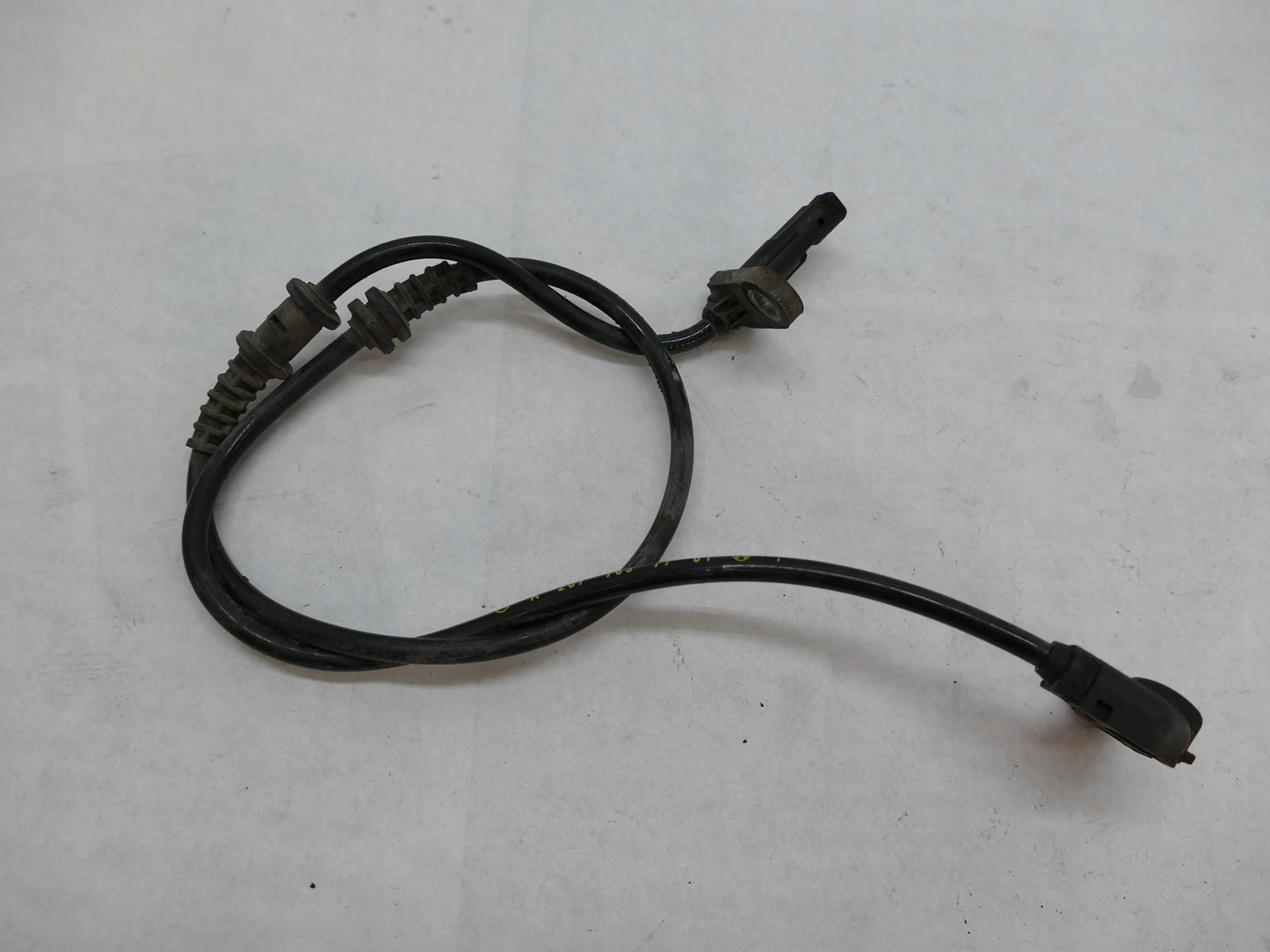 MERCEDES W207 C207 LIFT sensor ABS front SENSOR