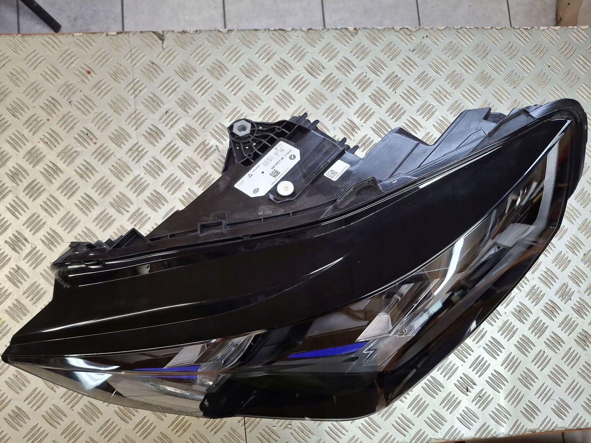 light left front FULL LED BMW X2 U10 2023R->