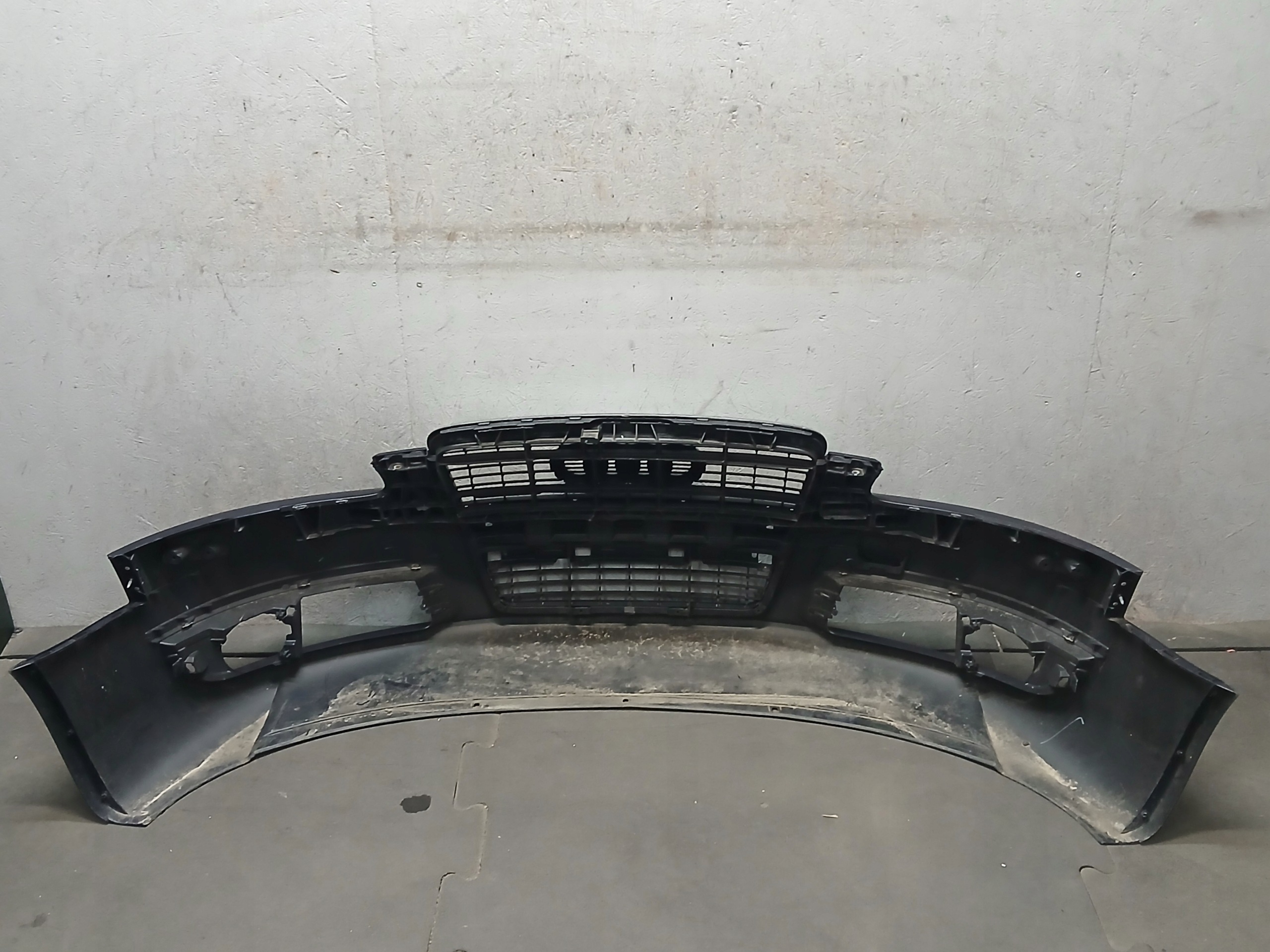 nárazník předek AUDI A6 C6 4F 04-08