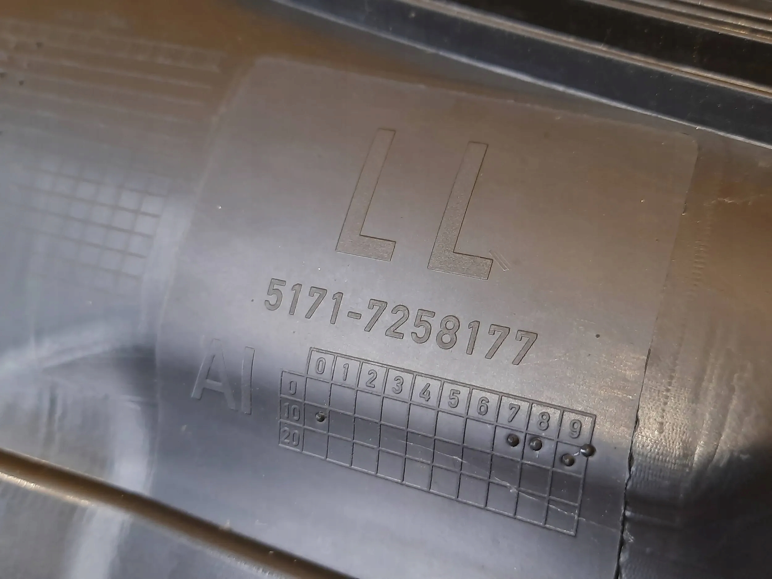 BMW 3 F30 F31 PODSZYBIE 7258177 Numery katalogowe zamienników 7258177