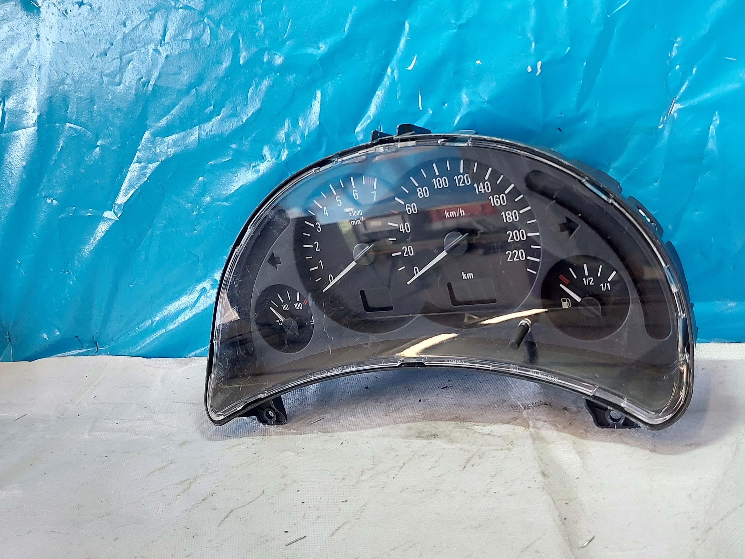 dials clock CORSA C 1.0 B 13173353WG