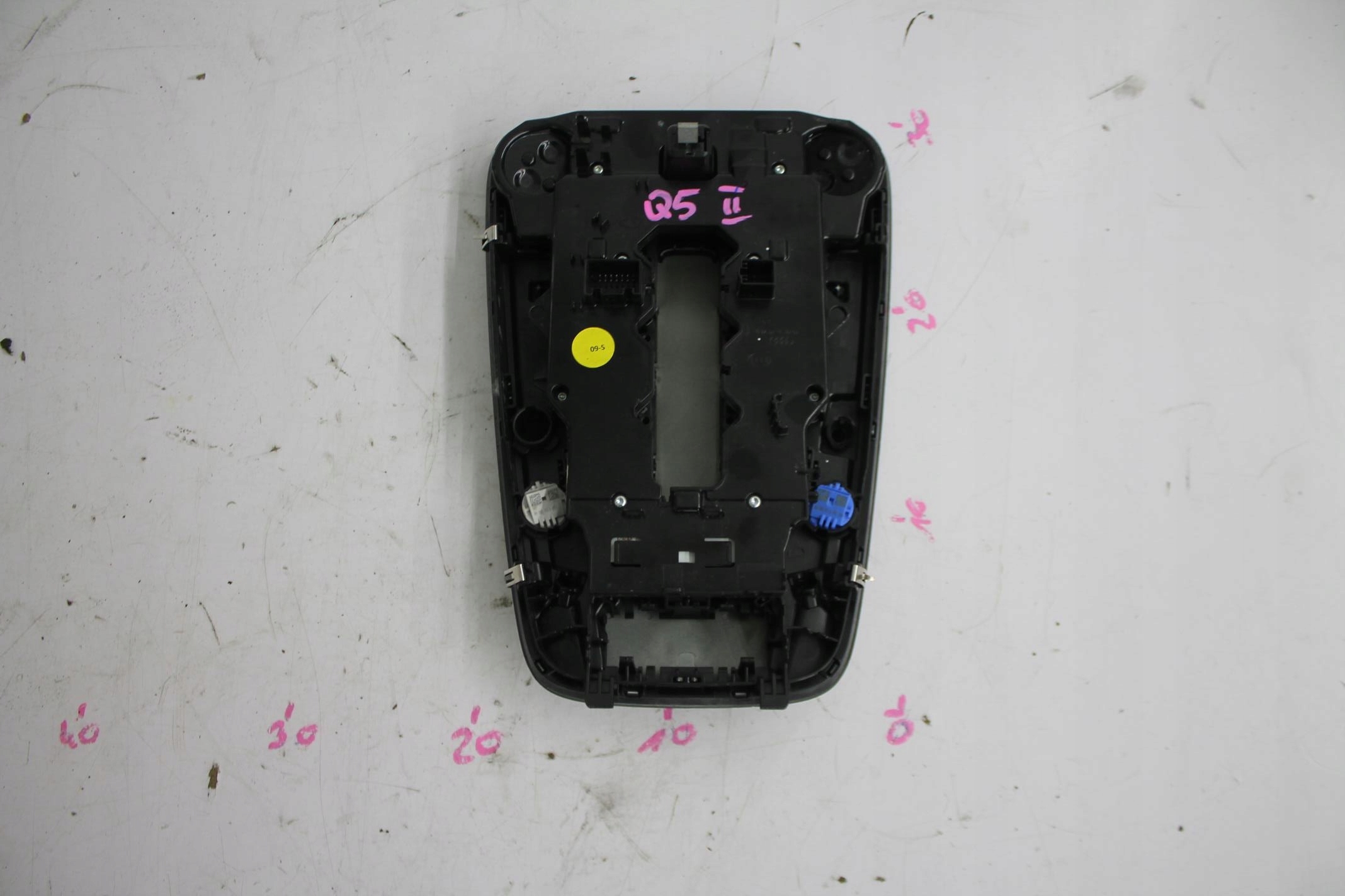 light OSWIETLENIE cabs front AUDI Q5 II S-LINE