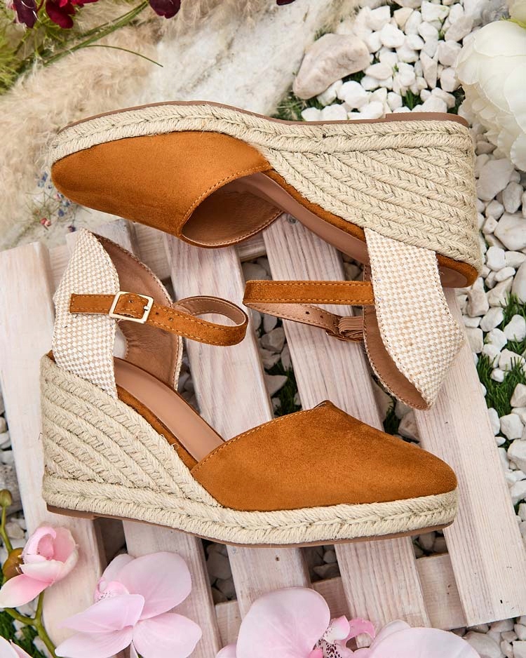 CAMELOWE ESPADRYLE DAMSKIE MOSINTALE 37 Płeć kobieta