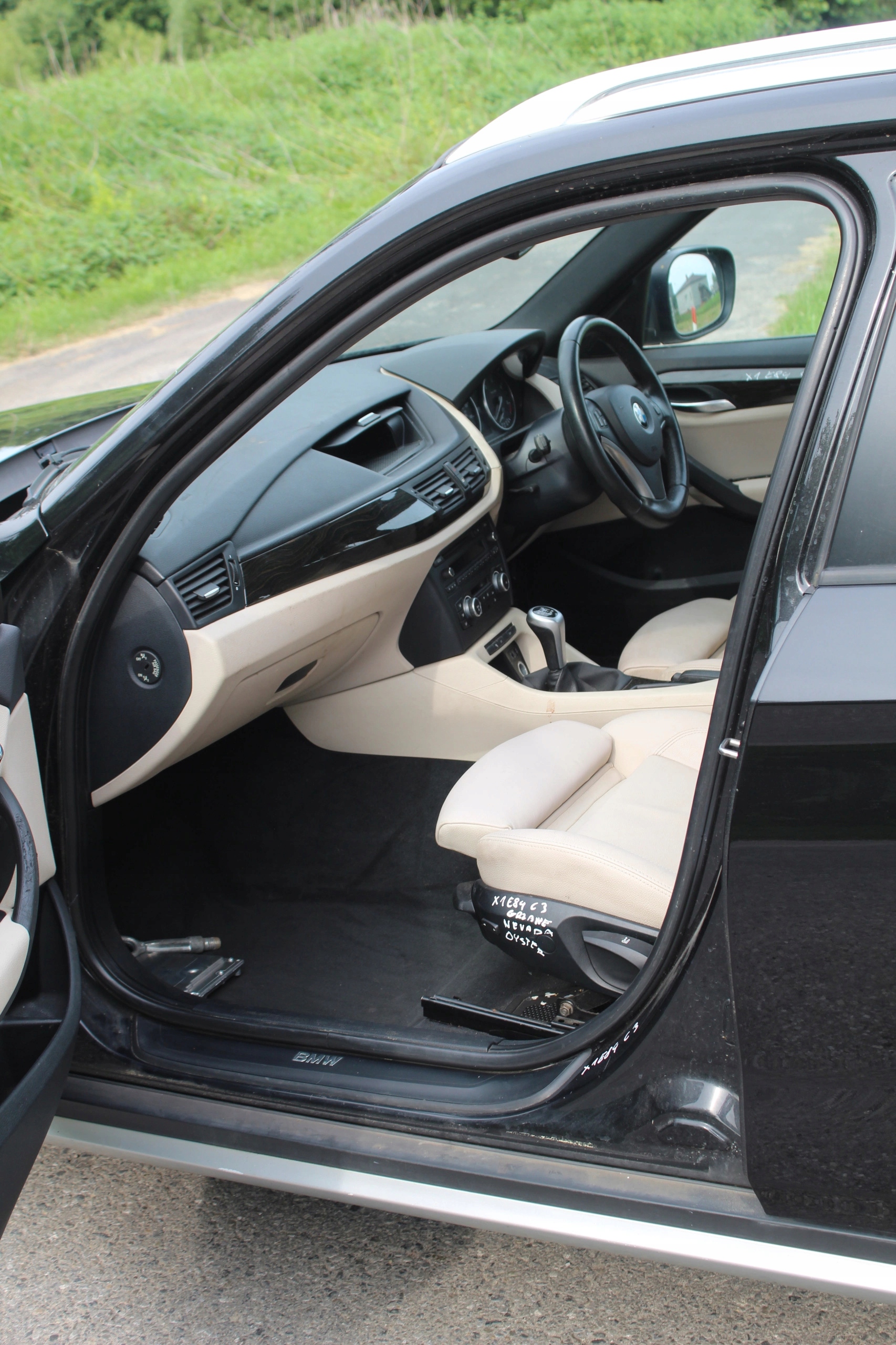 USZCZELKA DRZWI LEWY PRZÓD BMW X1 E84