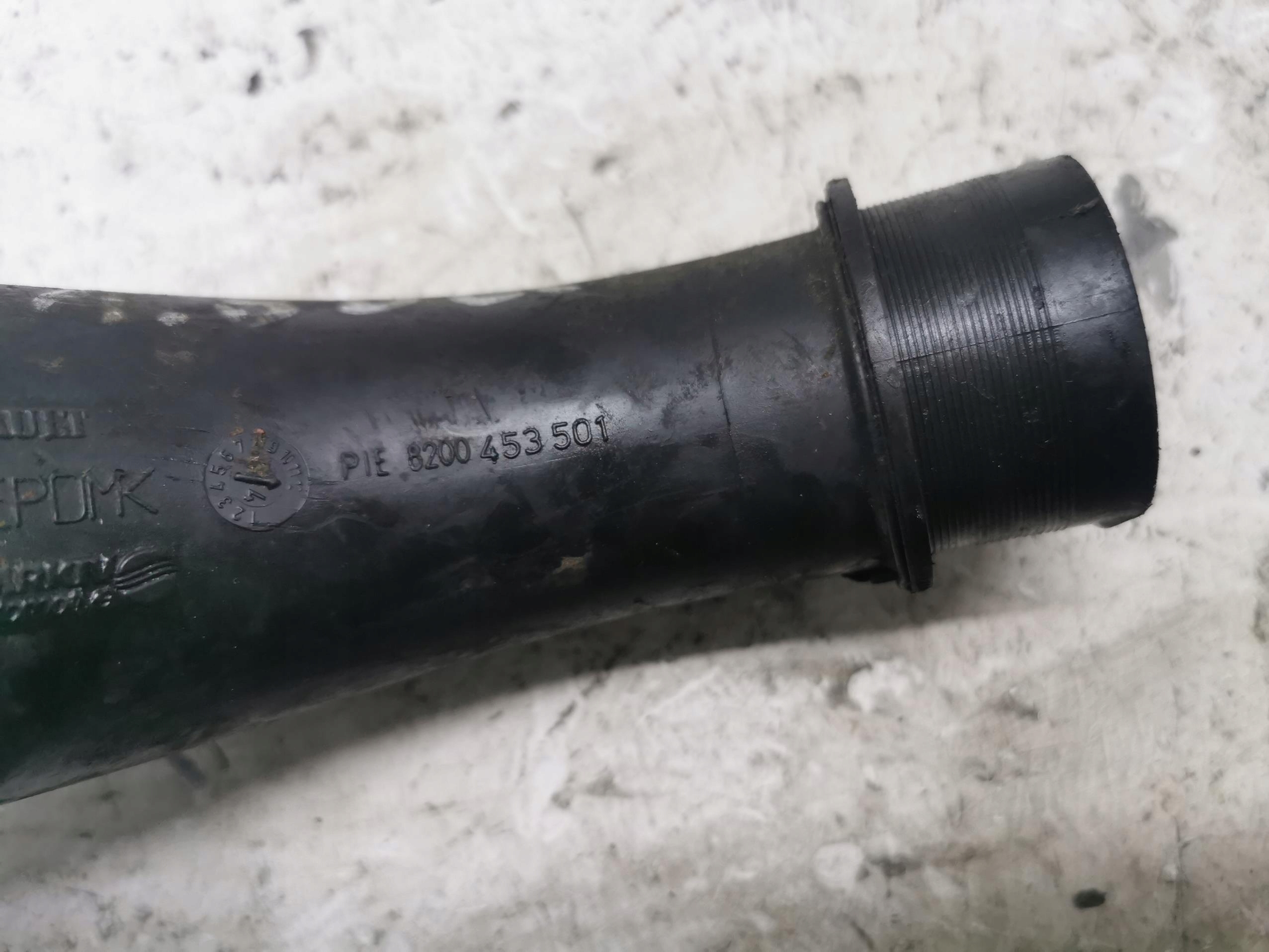 pipe air RENAULT SCENIC II 1.5DCI 8200453501
