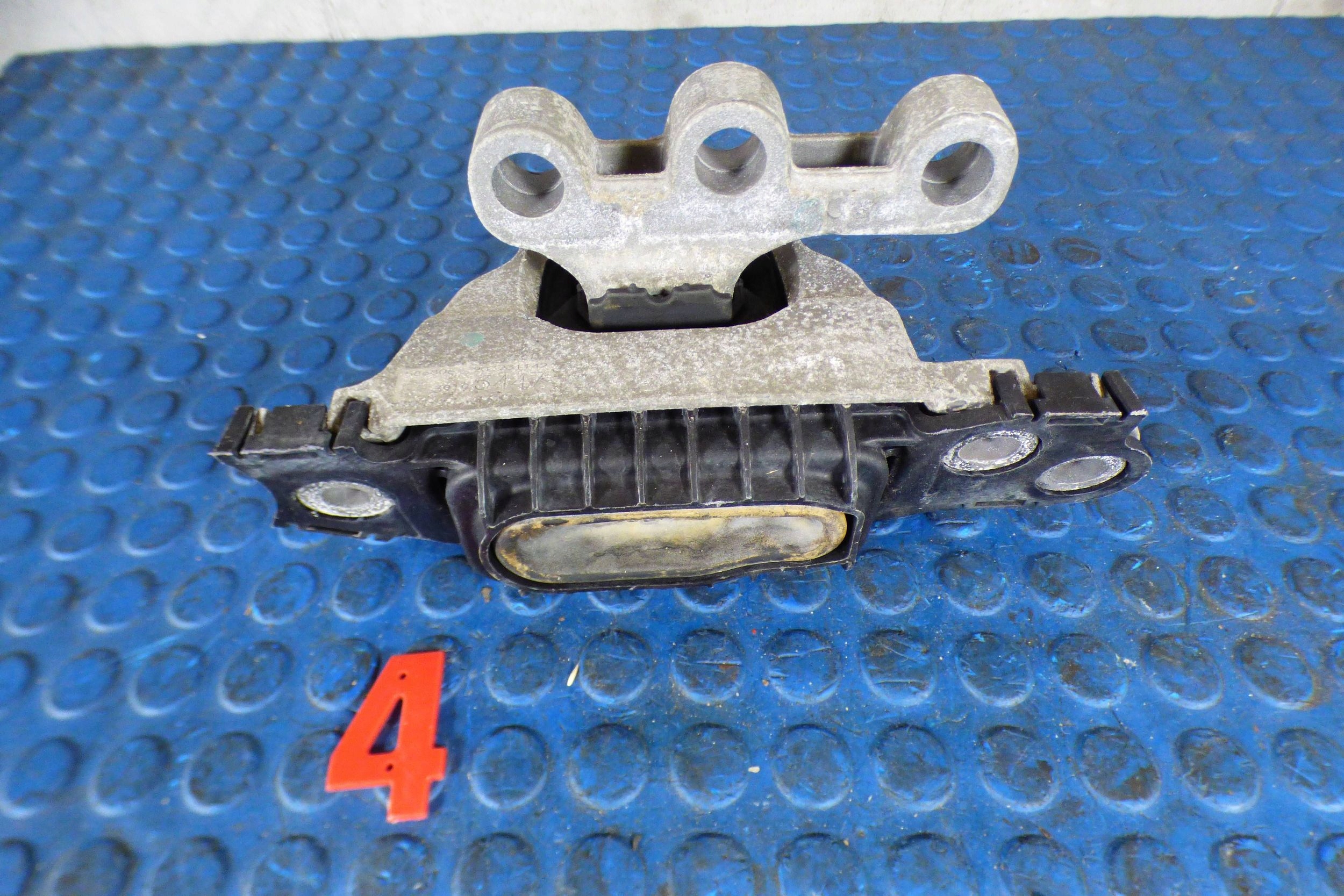 Opel Astra K V 1.5 CDTI engine mount 39193447 st.BDB