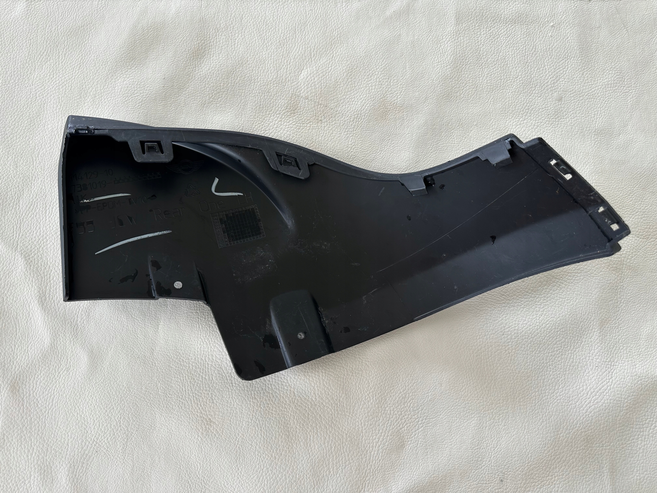 MINI COOPER S AILERON COUVERTURE PARE CHOC 7381019
