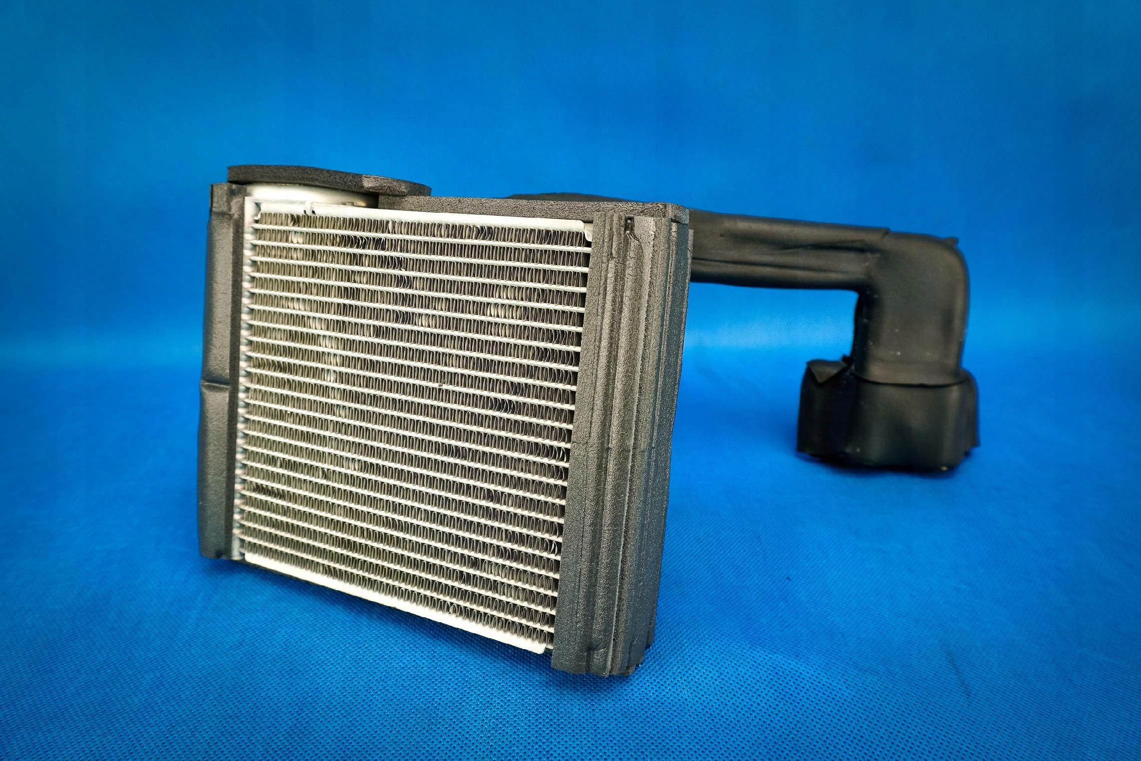 Parownik Bloc de chauffage complet Arrière Audi A8 4H 4H0820105