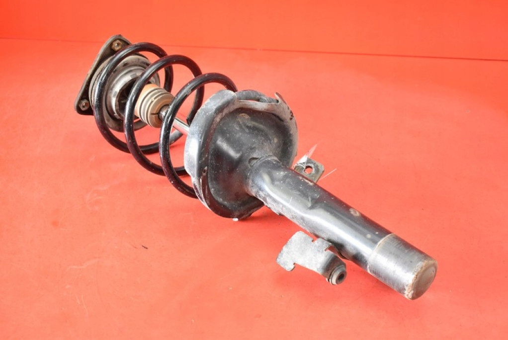 shock absorber left front 334843 VOLVO S40 V40 2 II 1.8 16V 125 KM 04-12