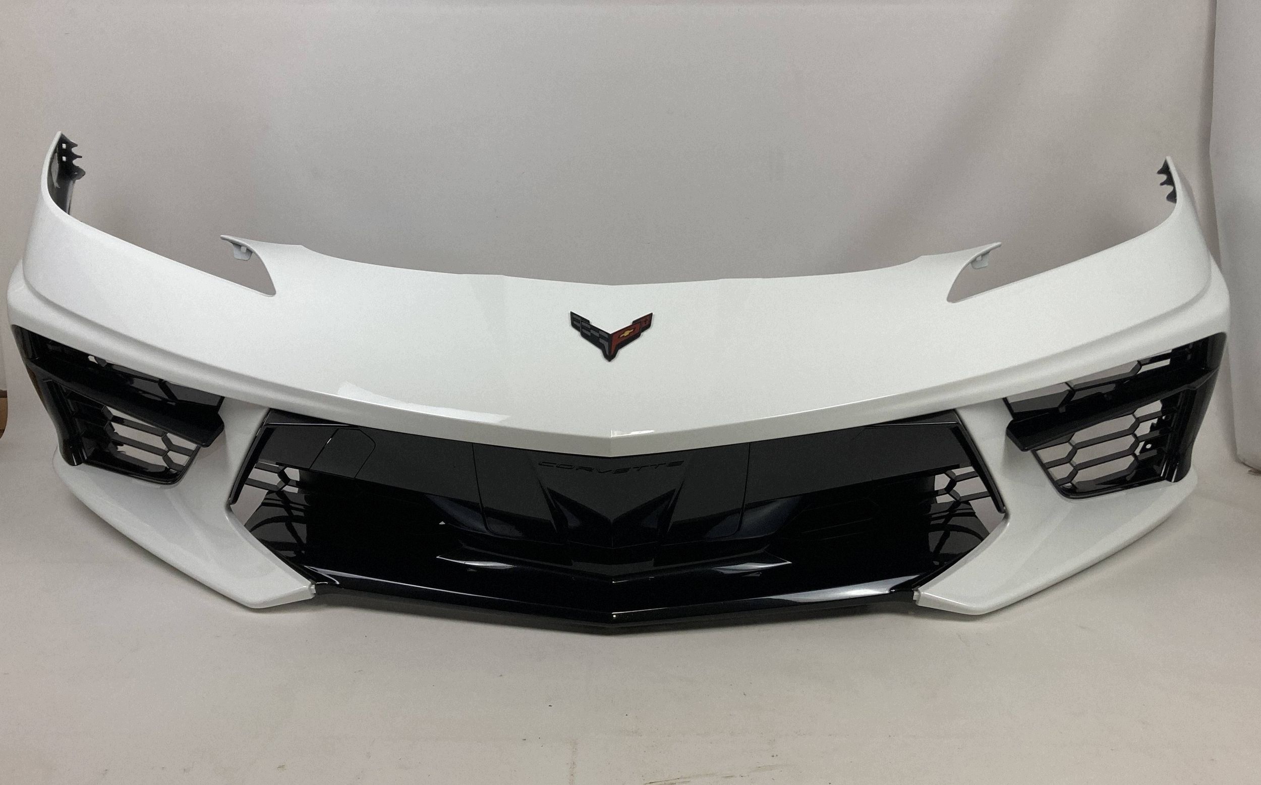 Chevrolet Corvette C8 Stingray Z51 front bumper complete 2020-26 OEM