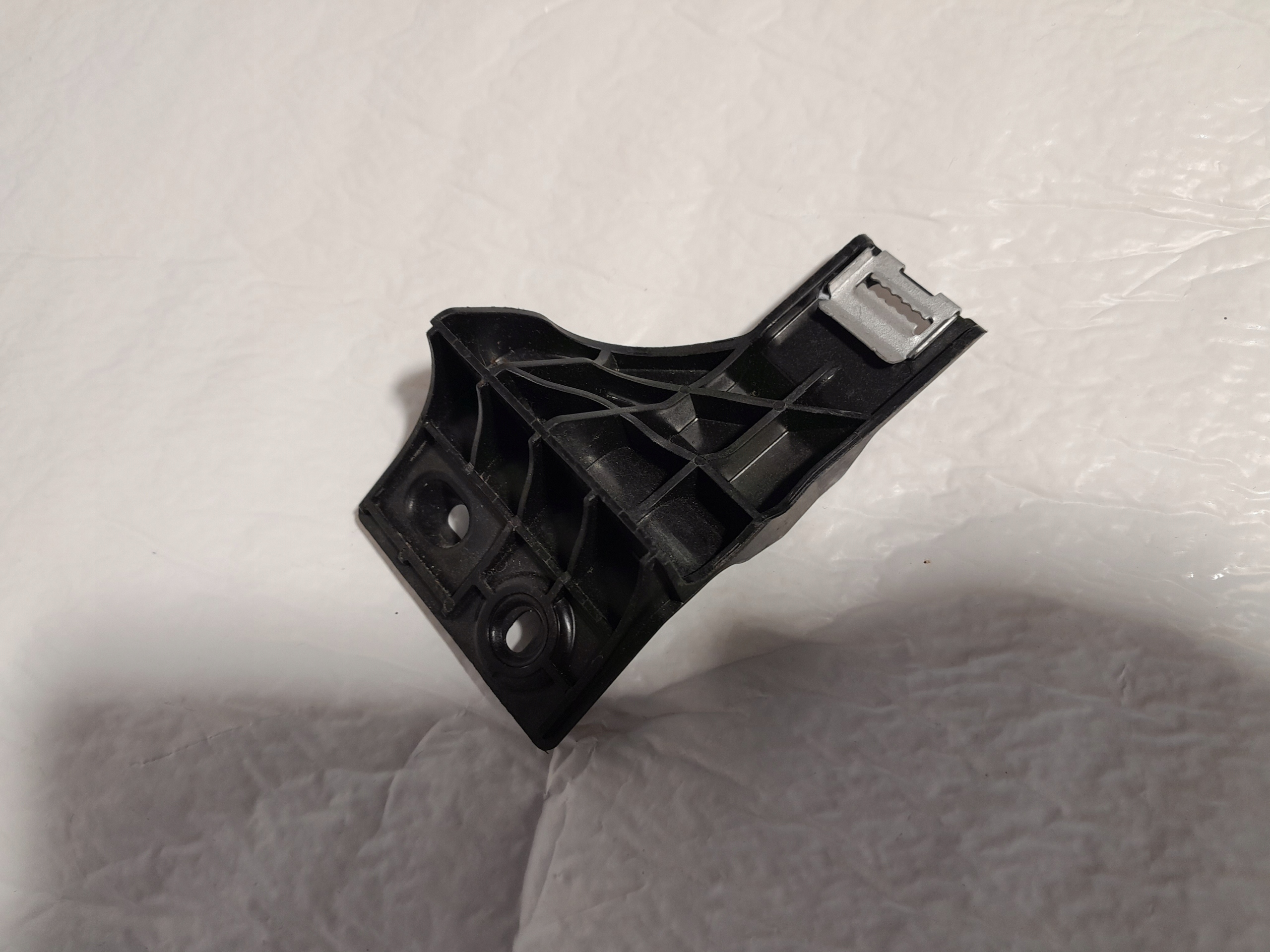 AUDI A3 8V bracket holder TUNELU 8V1863615