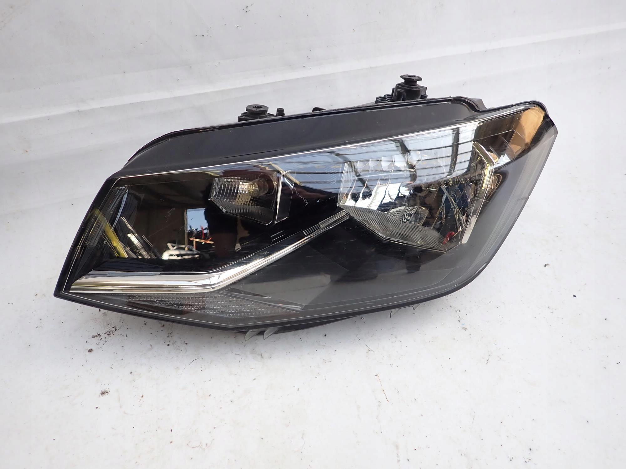 VW CADDY III 3 2K LIFT 15-20 light front front left