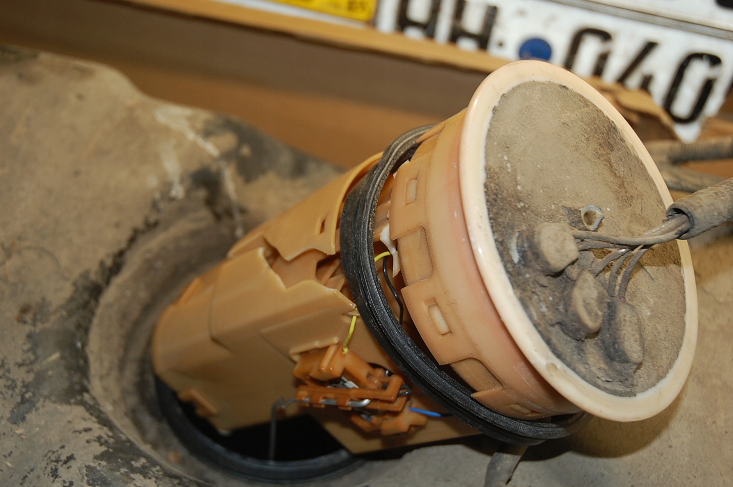 ТОПЛИВНЫЙ НАСОС - GRAND CHEROKEE ZJ 4.0