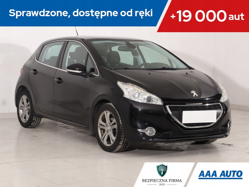 Peugeot 208 1.2 PureTech, Navi, Klima