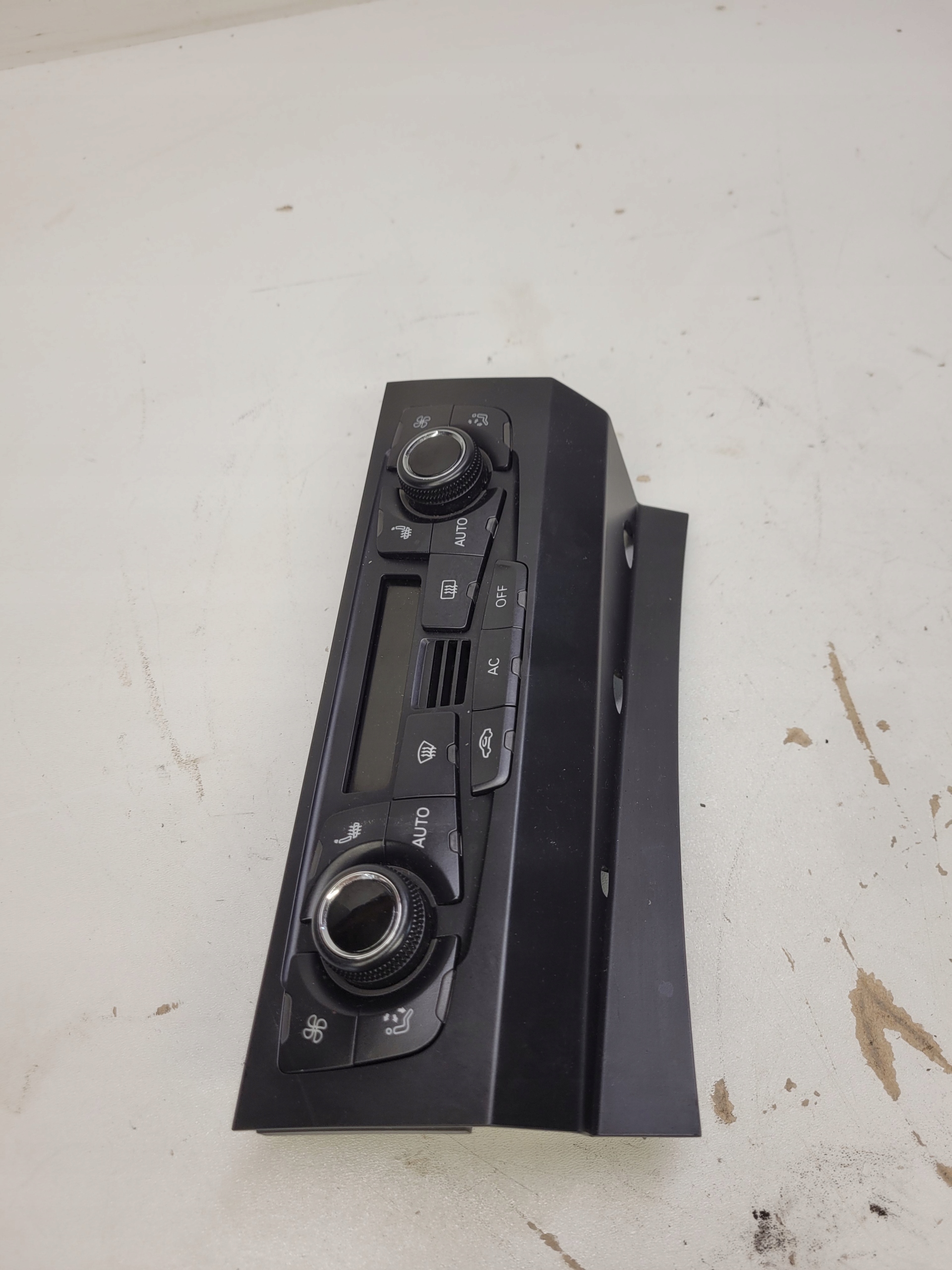PANEL KLIMATRONIK AUDI A4 A5 Q5 8T1820043R