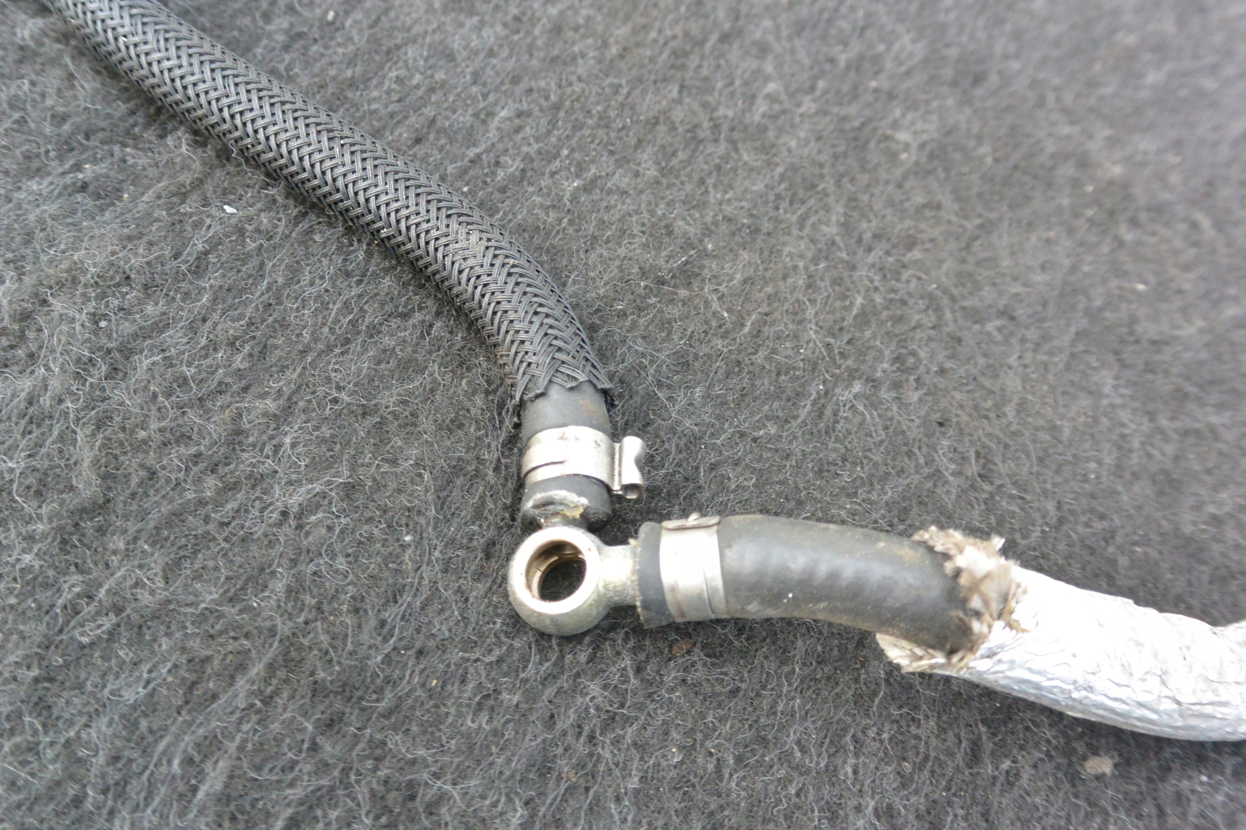 wiring pipe radiator 4.2 TDI AUDI Q7 4L A8 D3