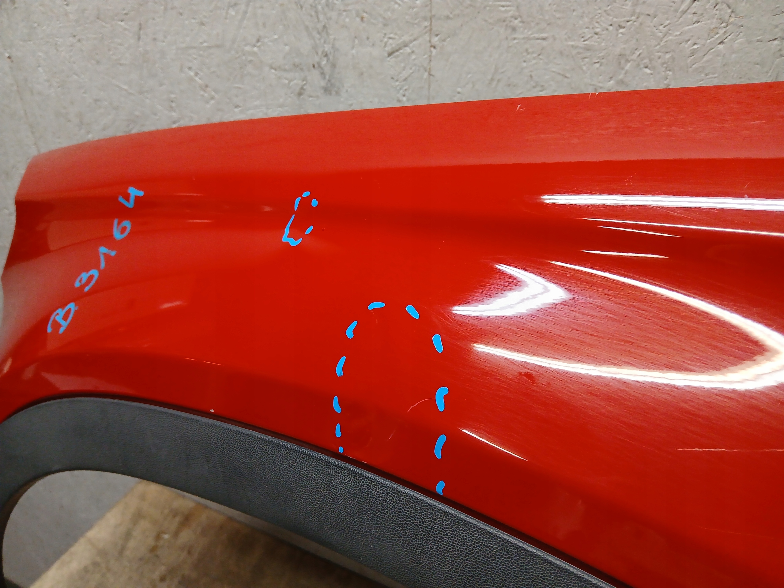 fender front left MERCEDES GLA W156