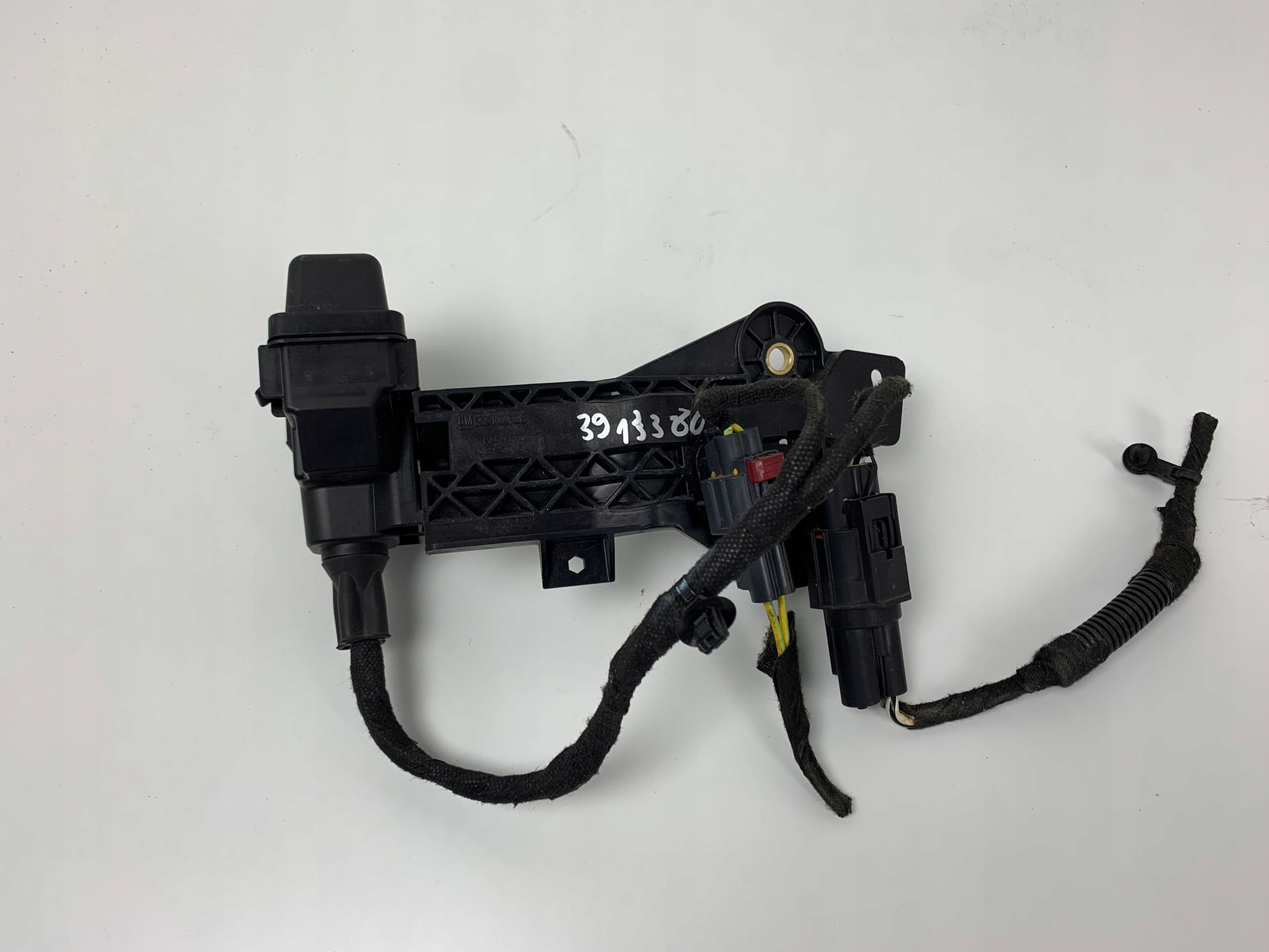 INSIGNIA B BEZPIECZNIKI WIĄZKA 39133809 39107128