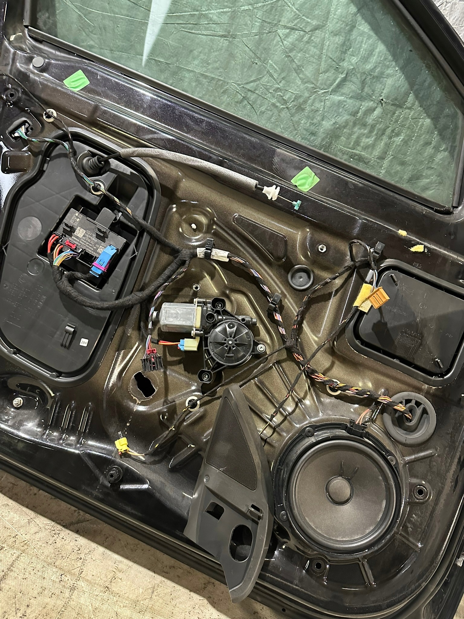 door left front SKODA OCTAVIA III SCOUT KOMBI LF9R
