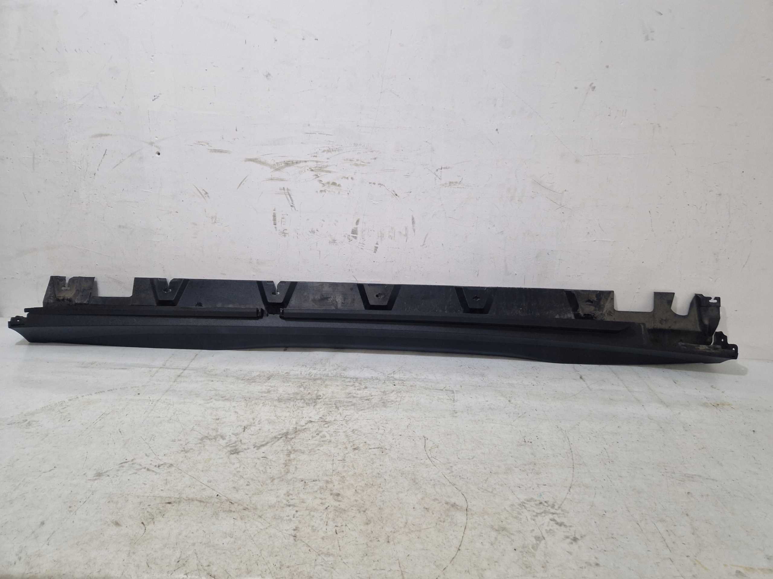 MERCEDES GLC II W254 X254 AMG moulding threshold threshold right A2546984800 ORG