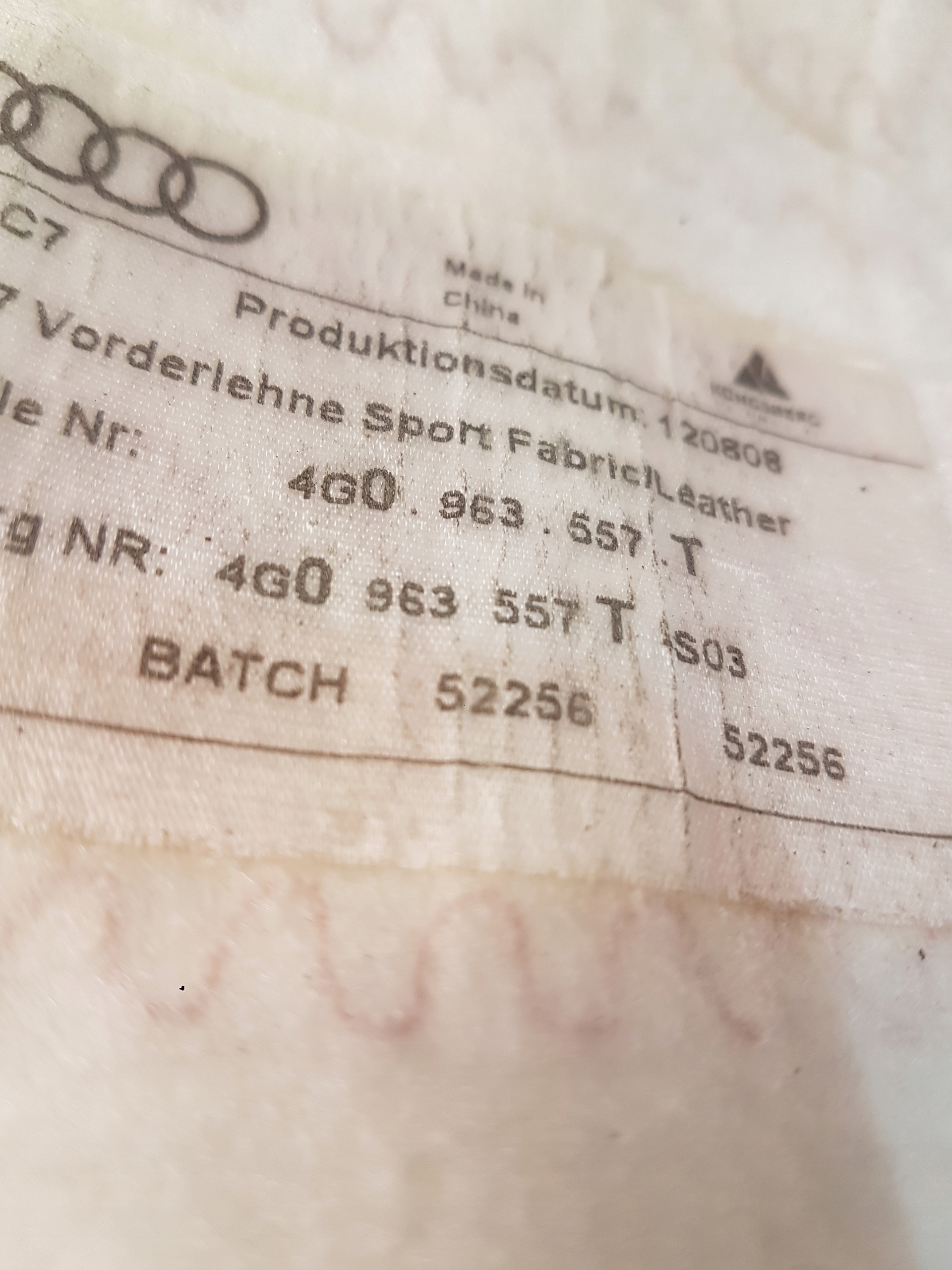 MATA GRZEWCZA SITZ OPARCIE AUDI A6 C7 4G0963557T