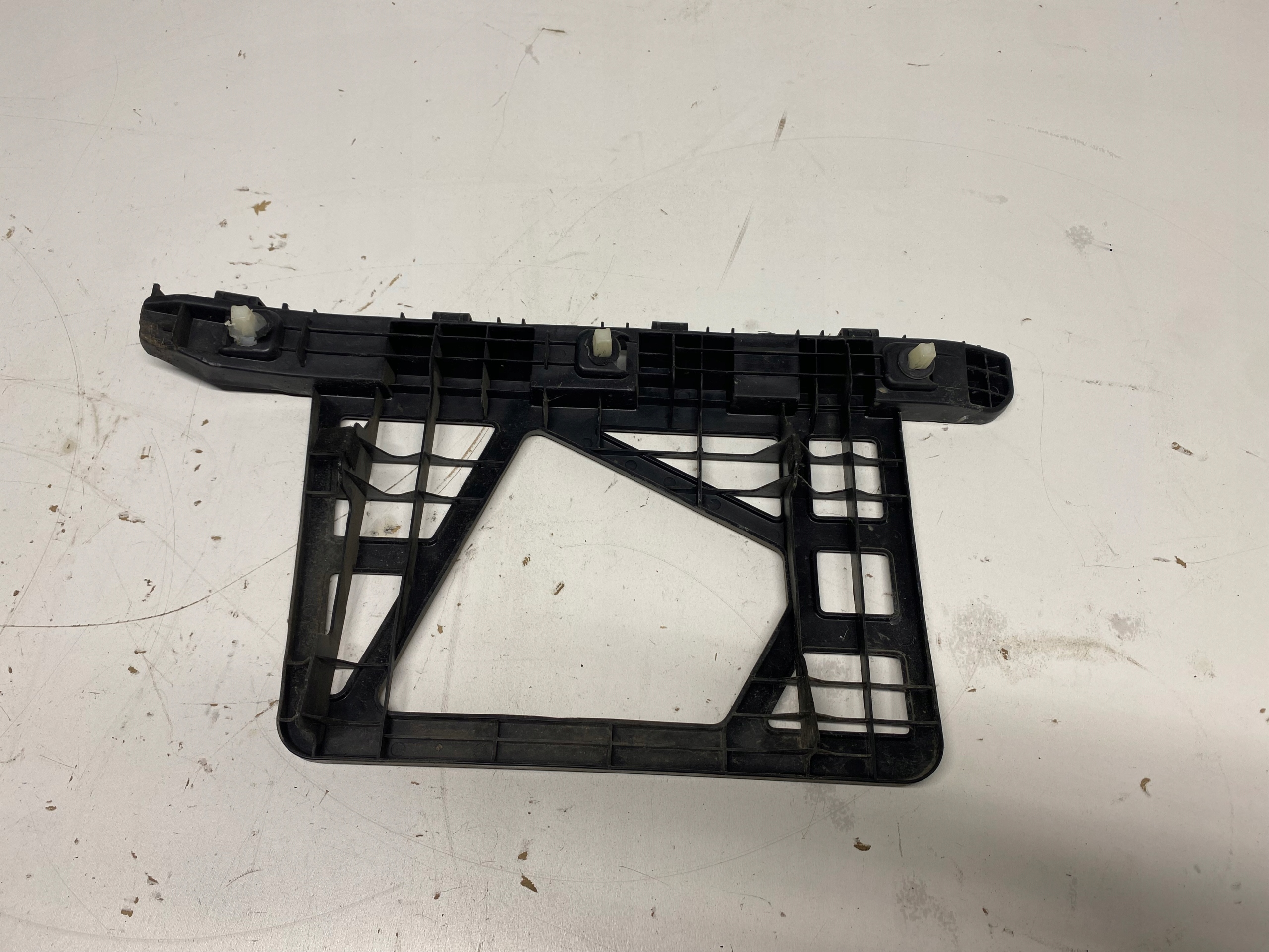 bumper bracket rear right HYUNDAI I30 II KOMBI