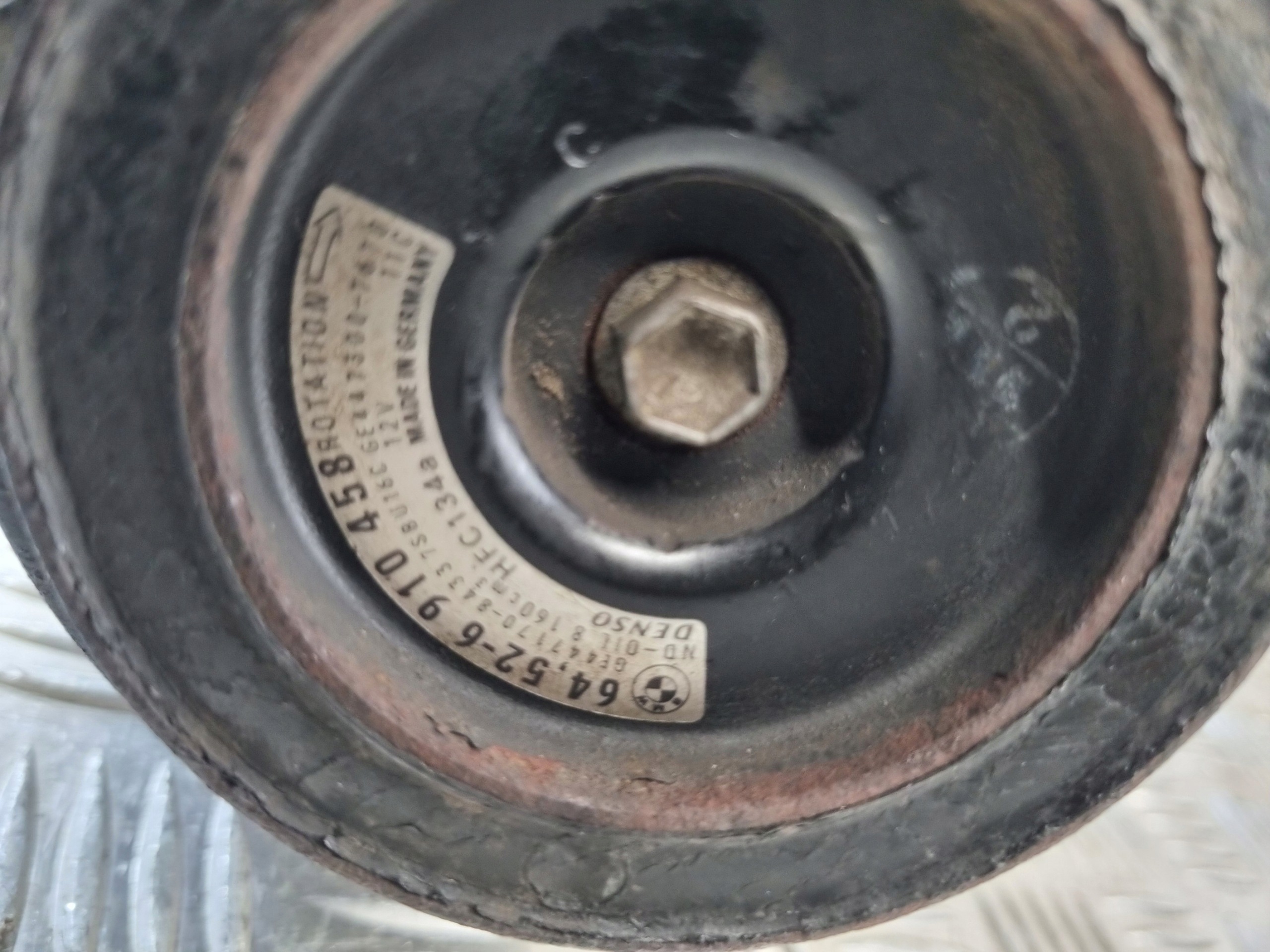 compressore climatizzatore aria condizionata BMW E39 520I