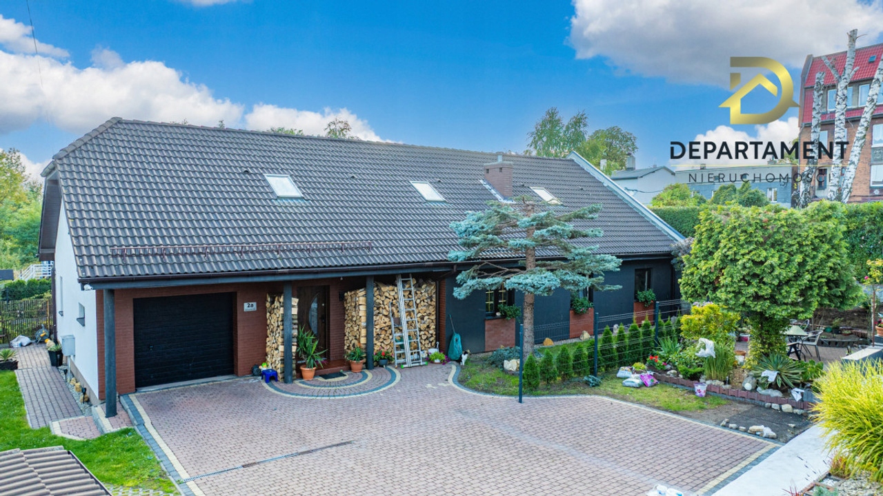 Dom, Piekary Śląskie, 230 m²