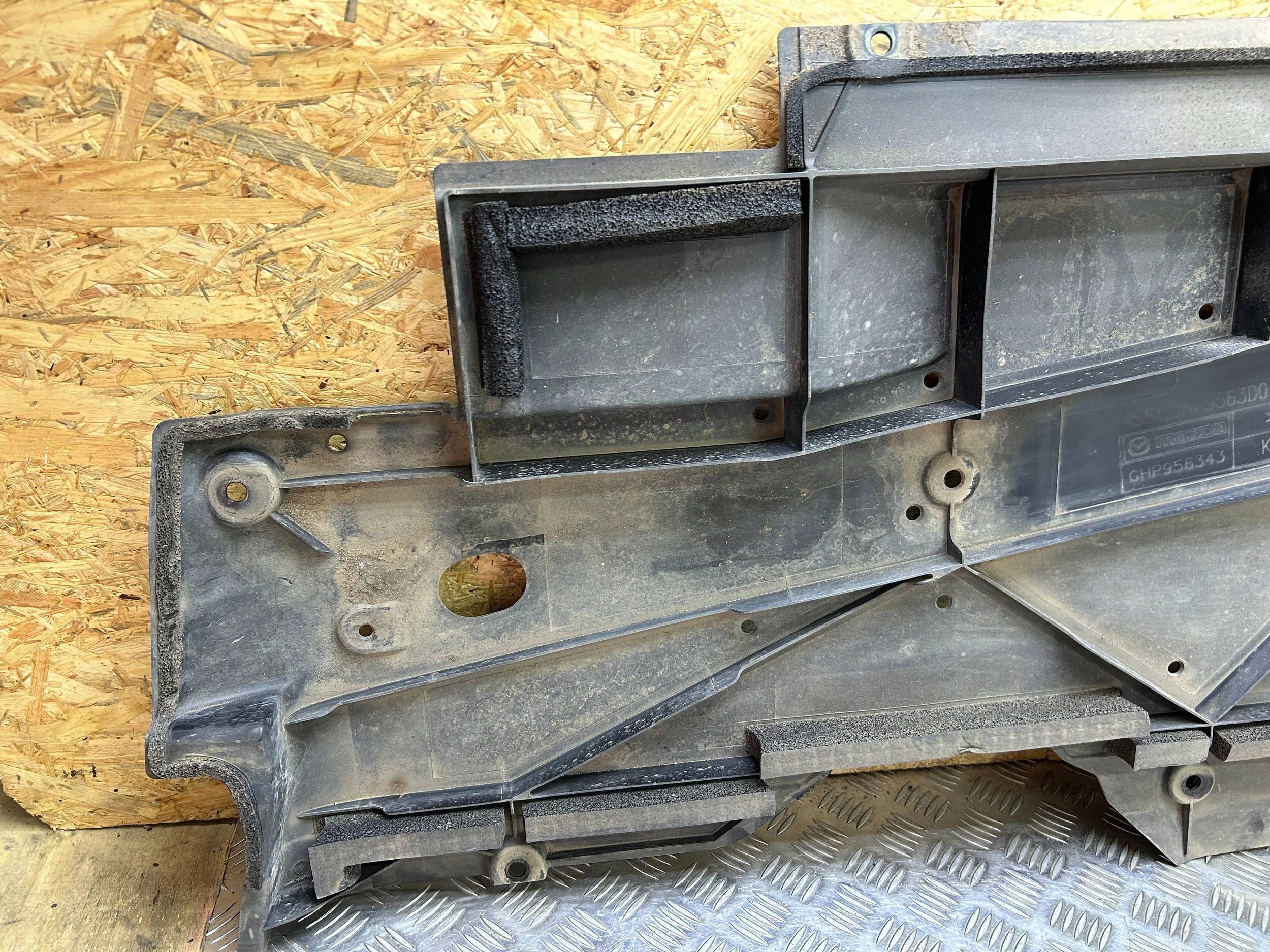 cover side chassis right Mazda 6 GJ 2016 GHP9563D0