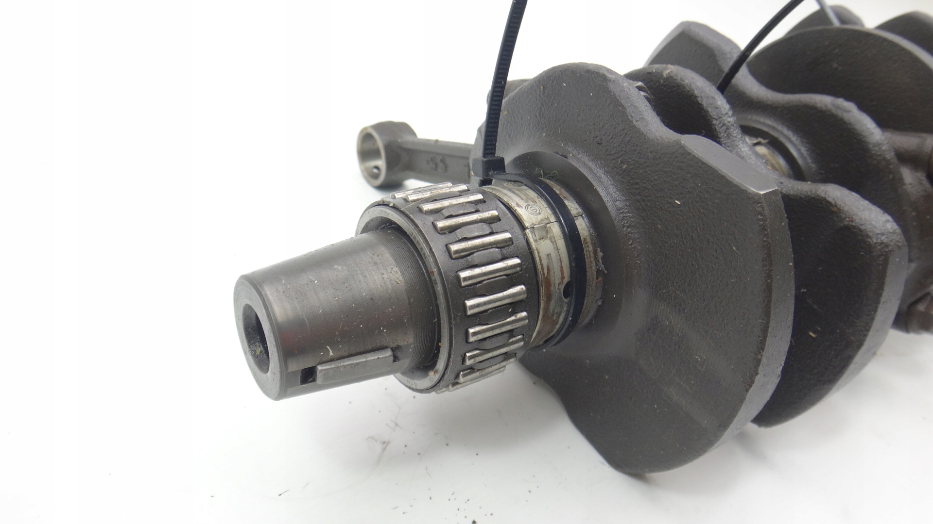 HONDA CB 600 HORNET PC25E WAŁ KORBOWY Numer katalogowy części SFAJOYRIW553