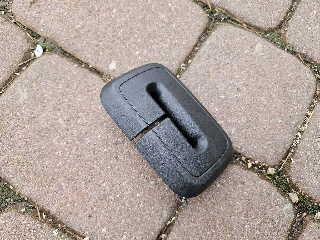 csomag fedél kanapy far tylnej pasa Opel Corsa E 13210971