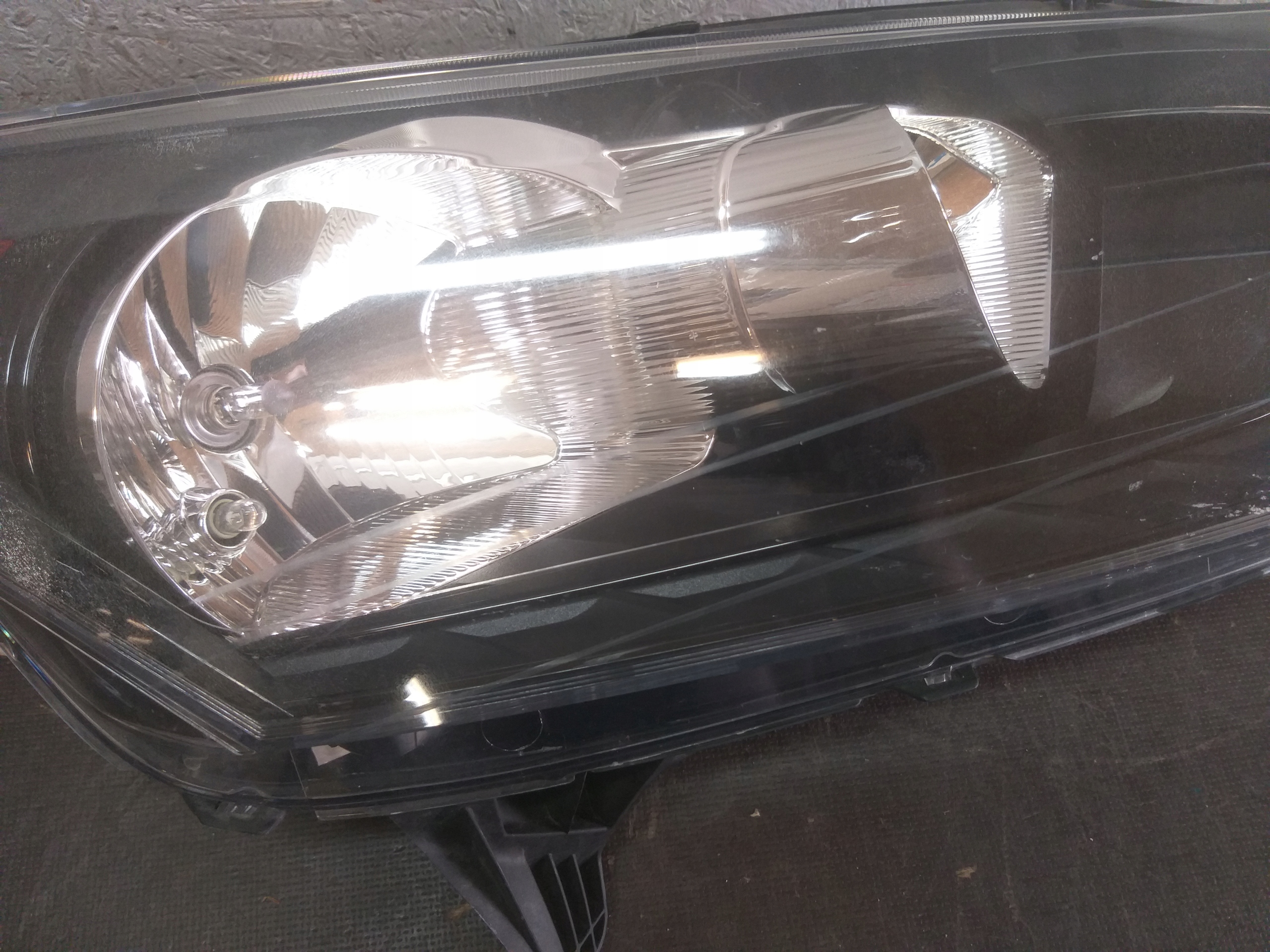 light front right FORD CONNECT MK2 FT11-13W029-DB