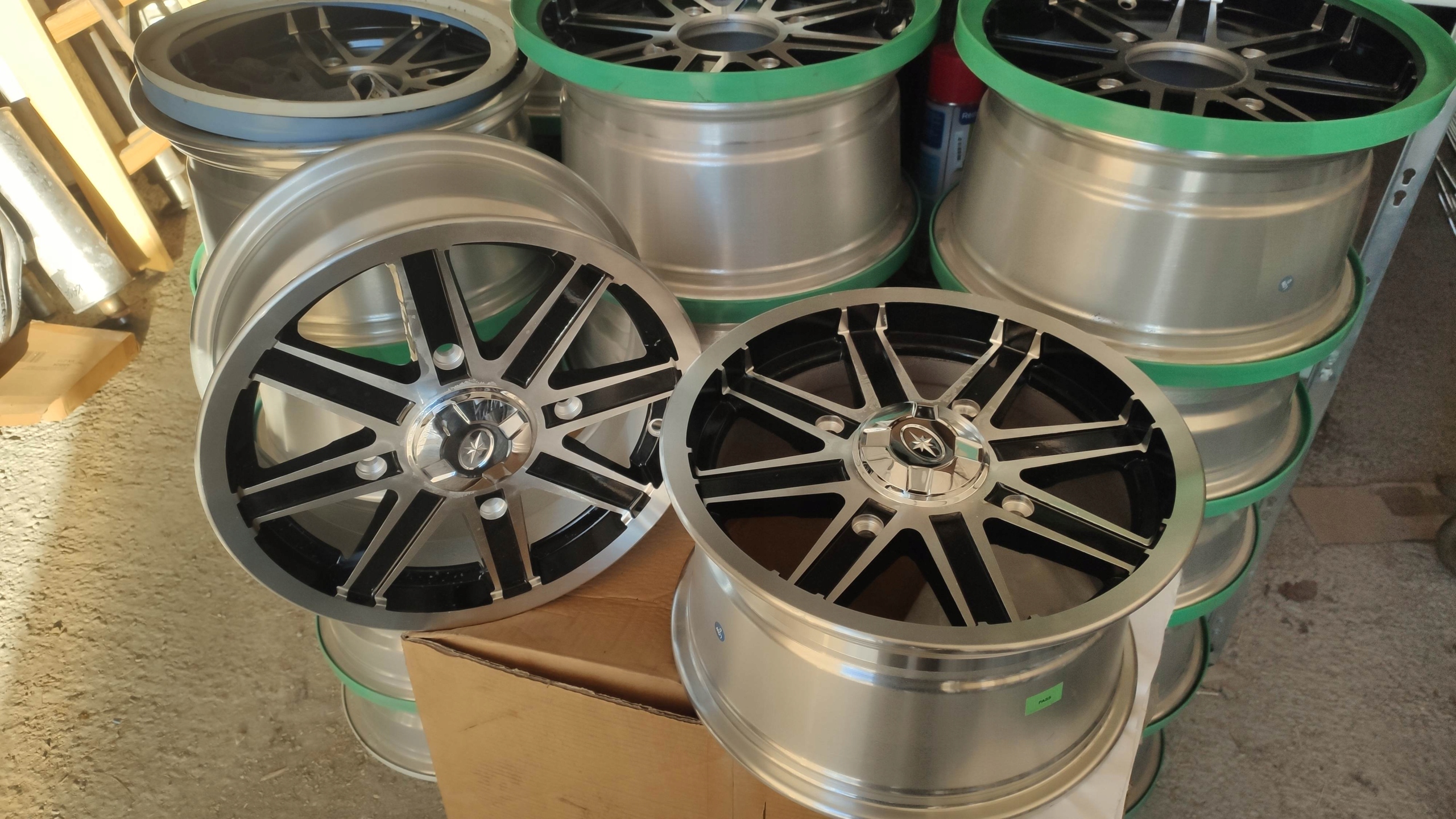 FELGA FELGI R14 QUAD 4x156 5 5 7 5 POLARIS