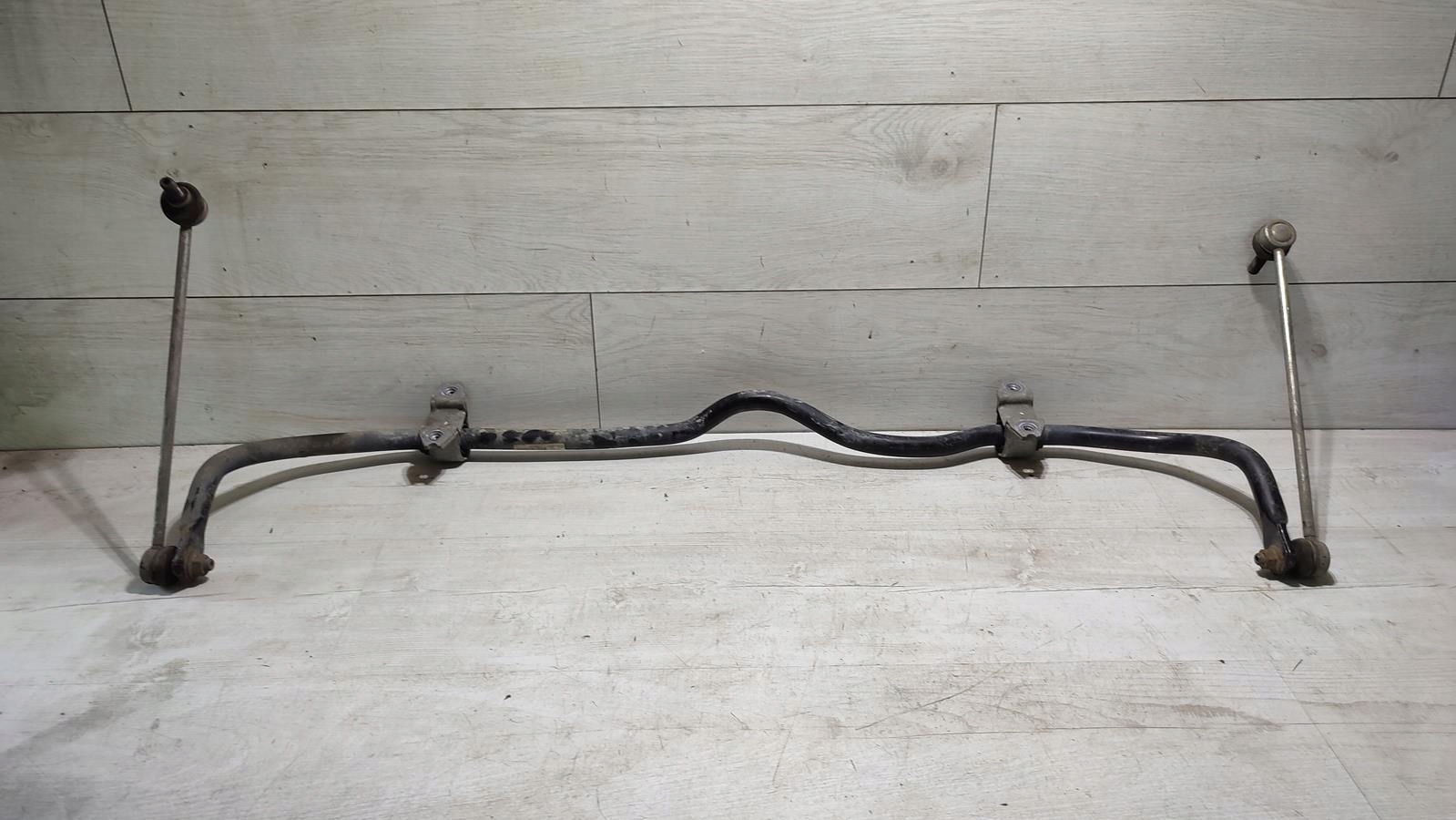 Stabilizator front VW Tiguan Lift 5N0