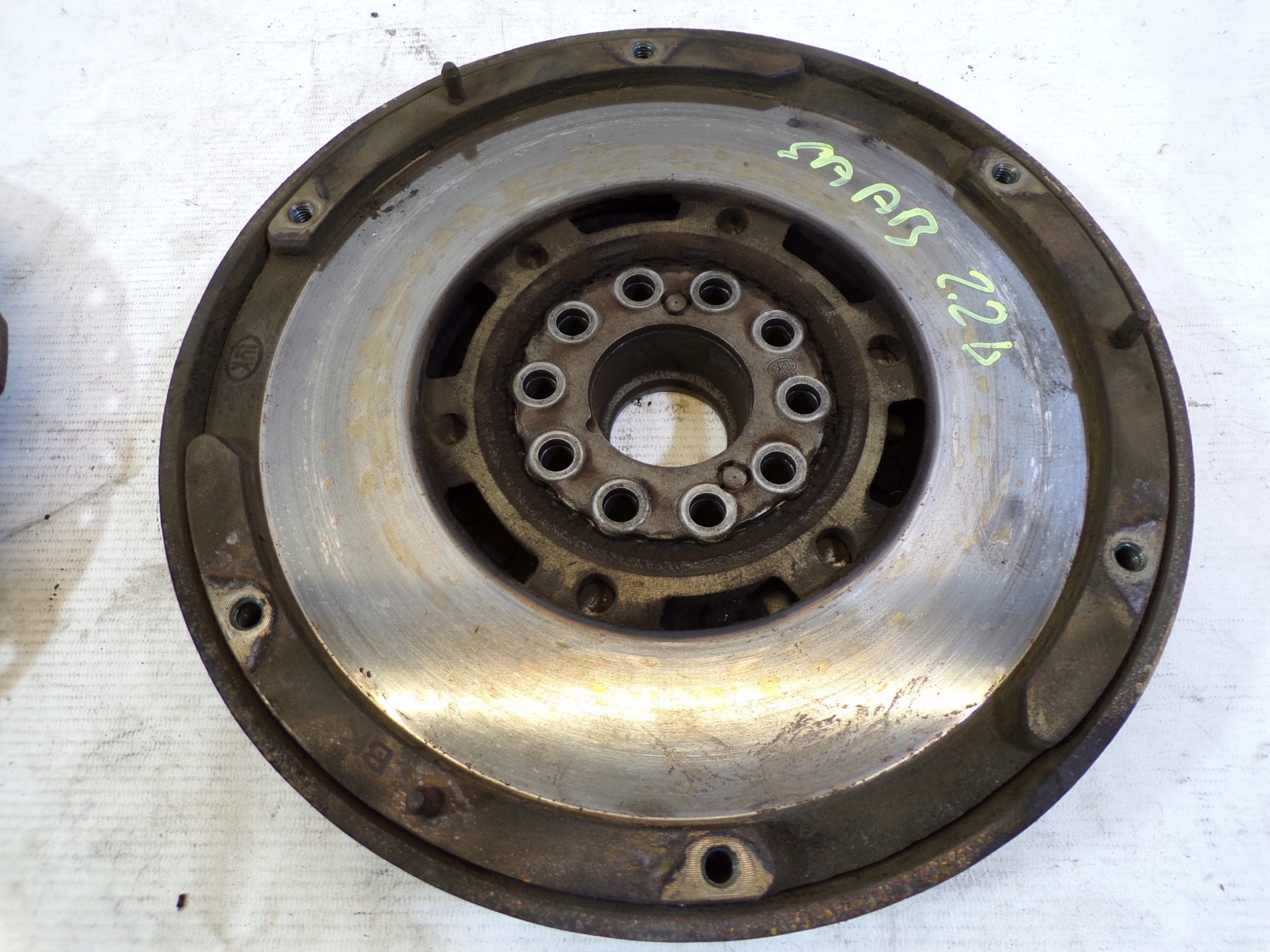 clutch wheel flywheel DWUMASA SAAB 2.2b LUK E6209