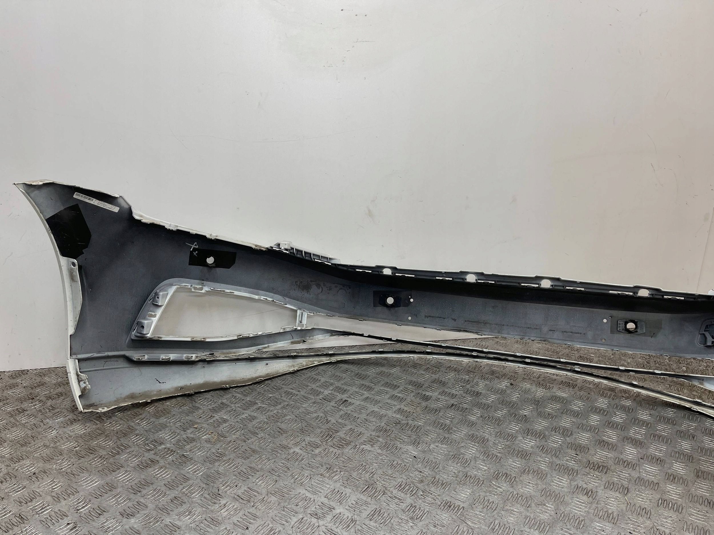 bumper front front Volkswagen PASSAT B8 3G LIFT 19- 3G0807221E PDC