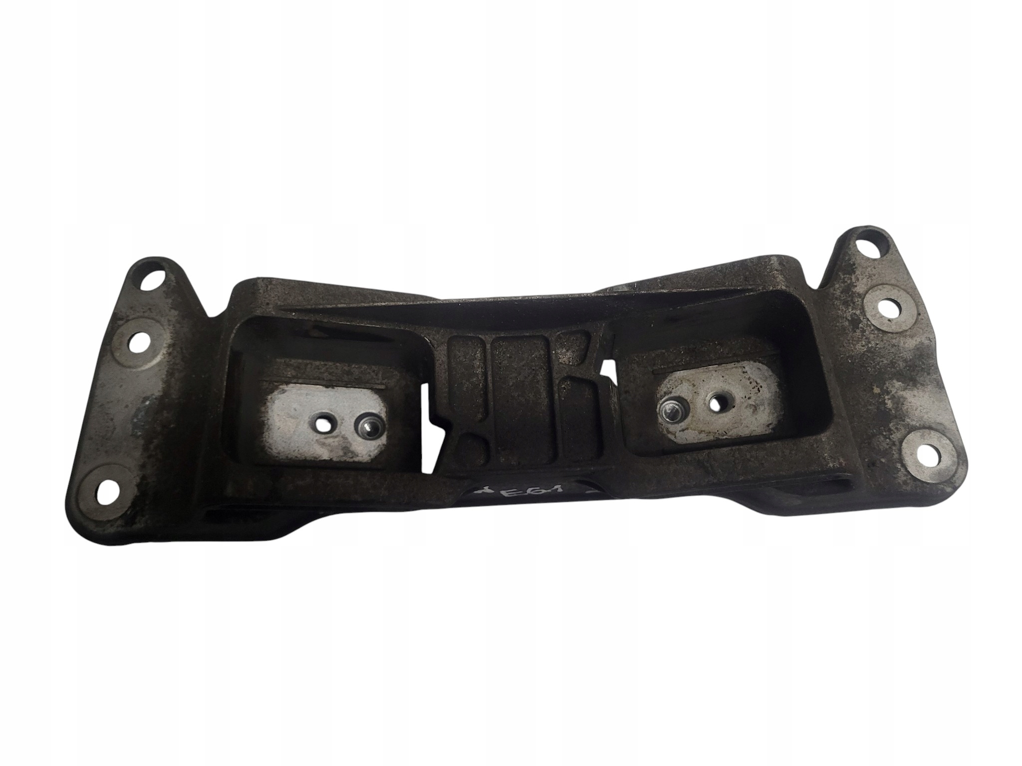 držák převodovky převodů BMW E60 E61 13807410