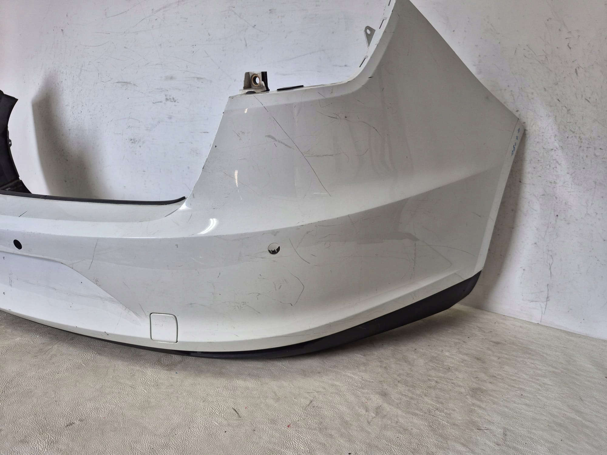 SEAT LEON III 3 5F KOMBI 12-16 stoßstange heck hinten PDC