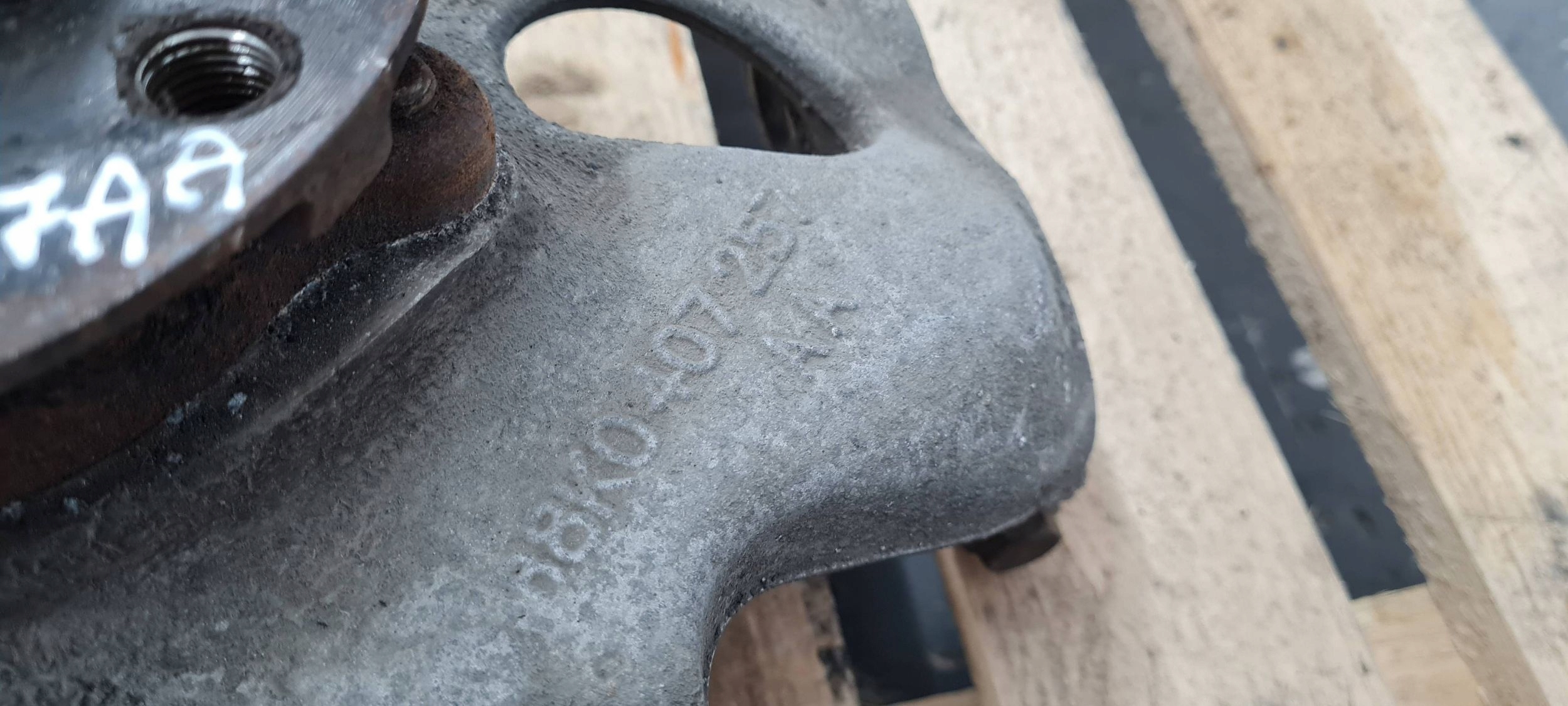 A5 8T LIFT swing left left front front 4G0407253B A4 B8 Q5 8R A6 C7